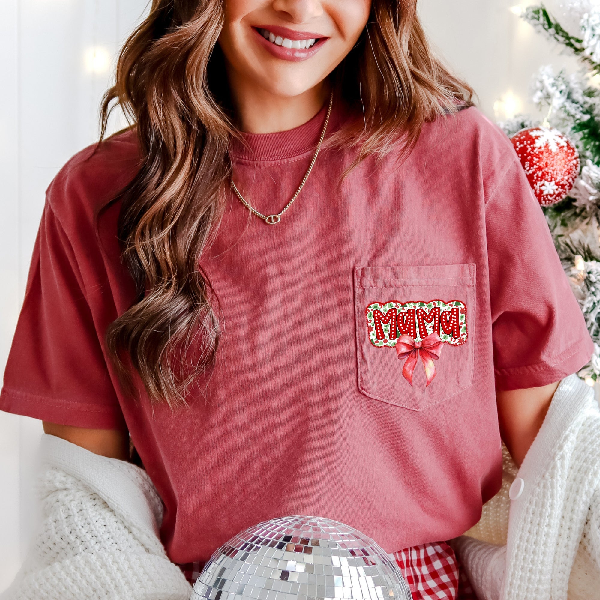 Mama Christmas Bow Retro Pocket Santa Winter Vintage Holiday Pocket Tee Comfort Colors Tee