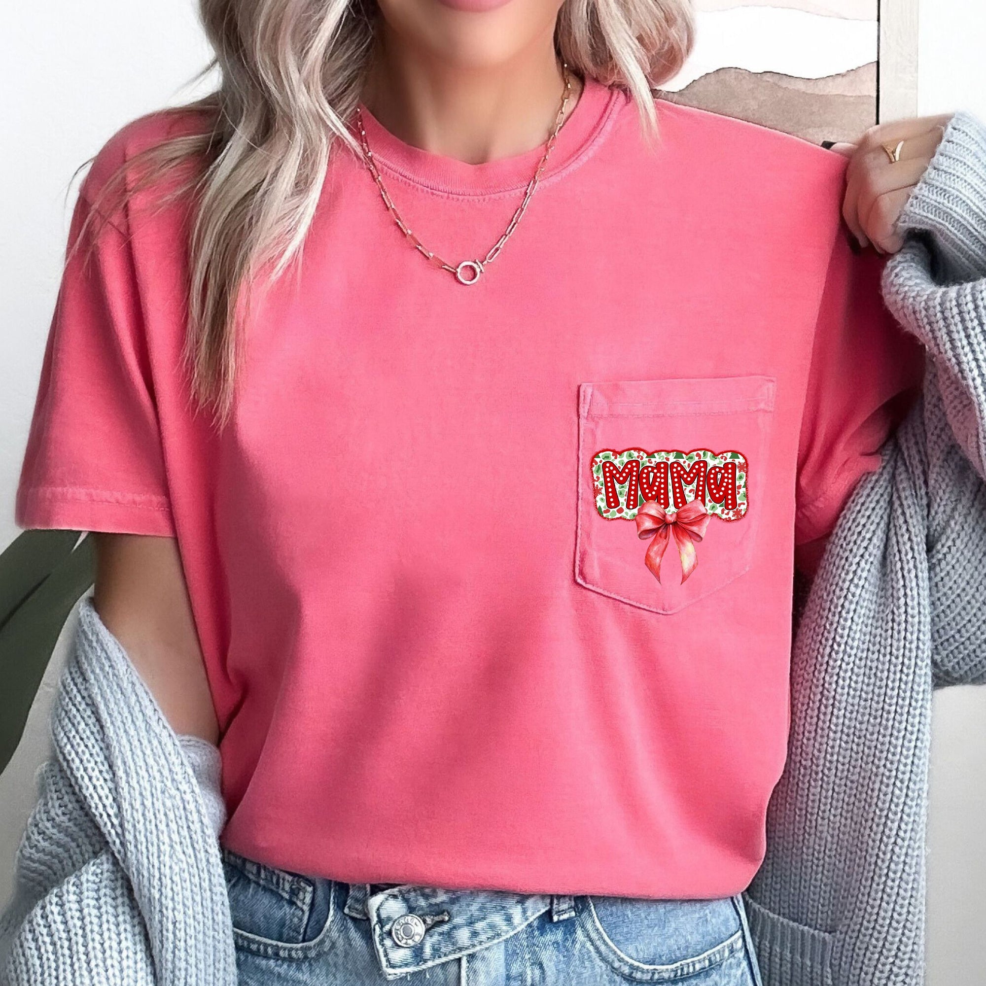 Mama Christmas Bow Retro Pocket Santa Winter Vintage Holiday Pocket Tee Comfort Colors Tee