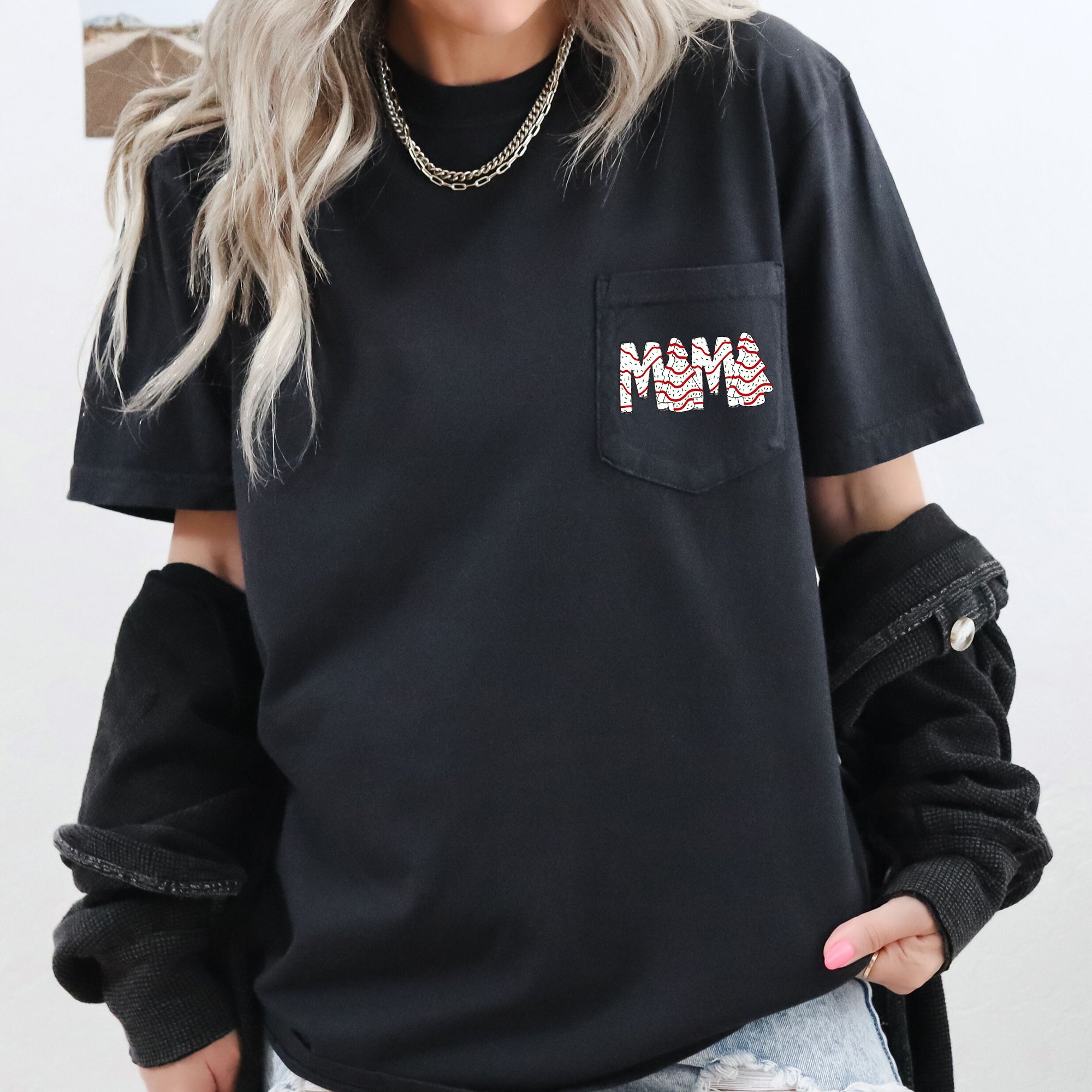 Mama Christmas Cake Santa Pocket Vintage Inspired Cozy Holiday Nostalgic Hand-Drawn Style Illustration Comfort Colors Tee