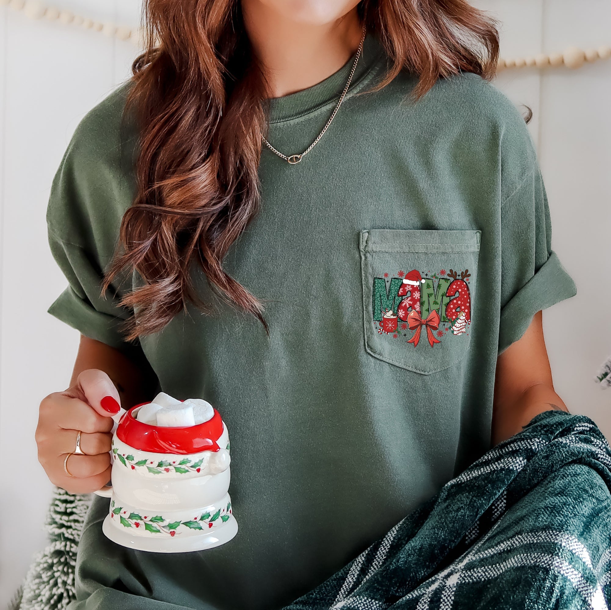 Mama Christmas Retro Reindeer Santa Cakes Hot Chocolate Vintage Comfort Colors Tee