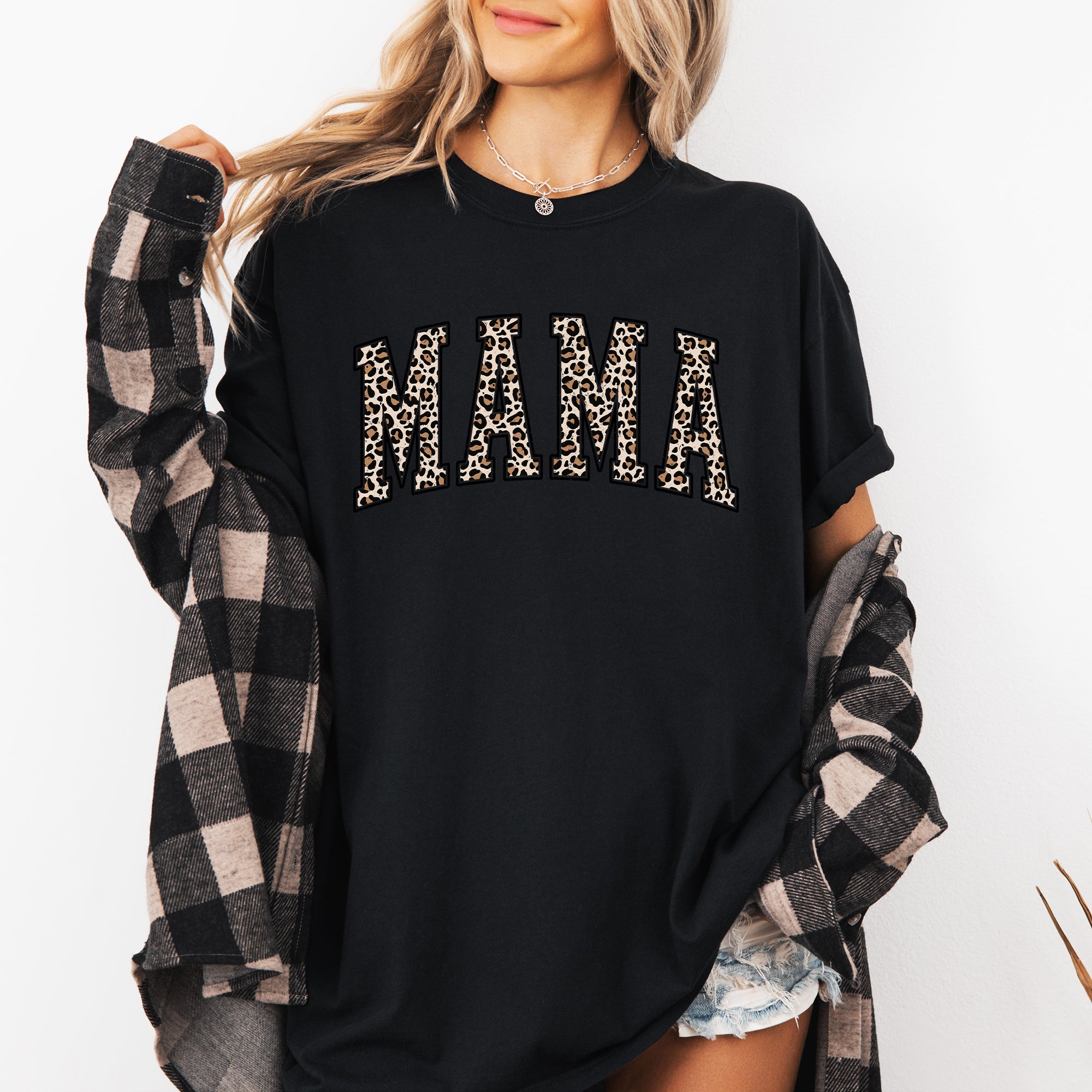 Mama Leopard Print Vintage Pattern Statement With Classic Wardrobe Essential Comfort Colors Tee