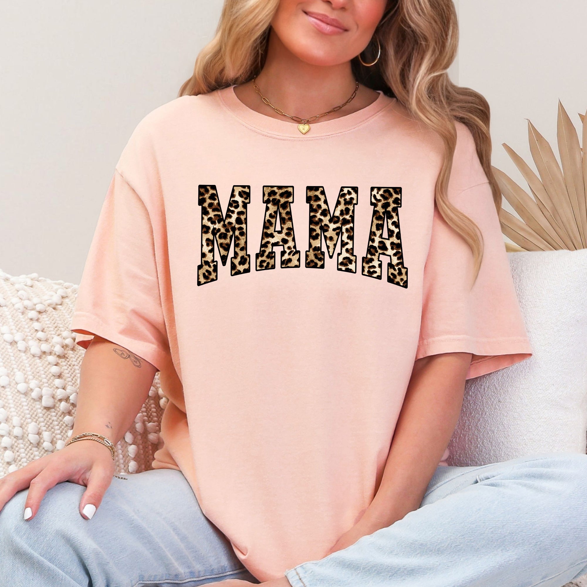 Mama Leopard Print Retro Animal Print Mother's Day Vintage Graphic Comfort Colors Tee