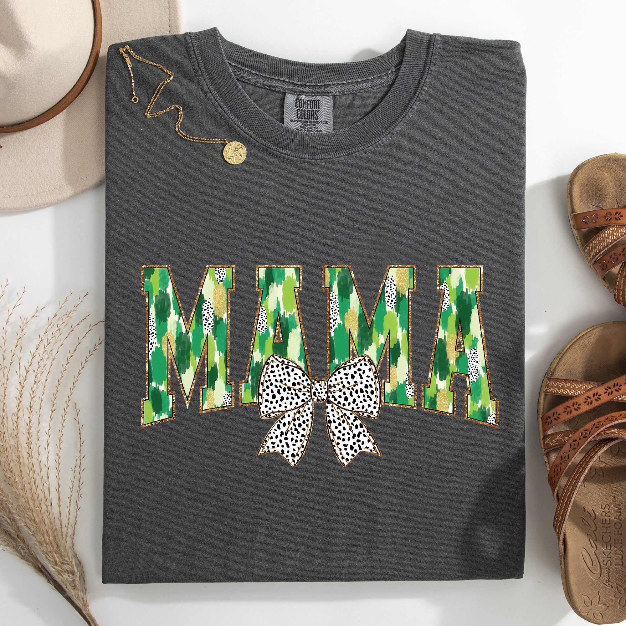 Mama Painted Dalmatian Bow St Patrick's Day Shamrock Clover Lucky Leprechaun Comfort Colors Tee