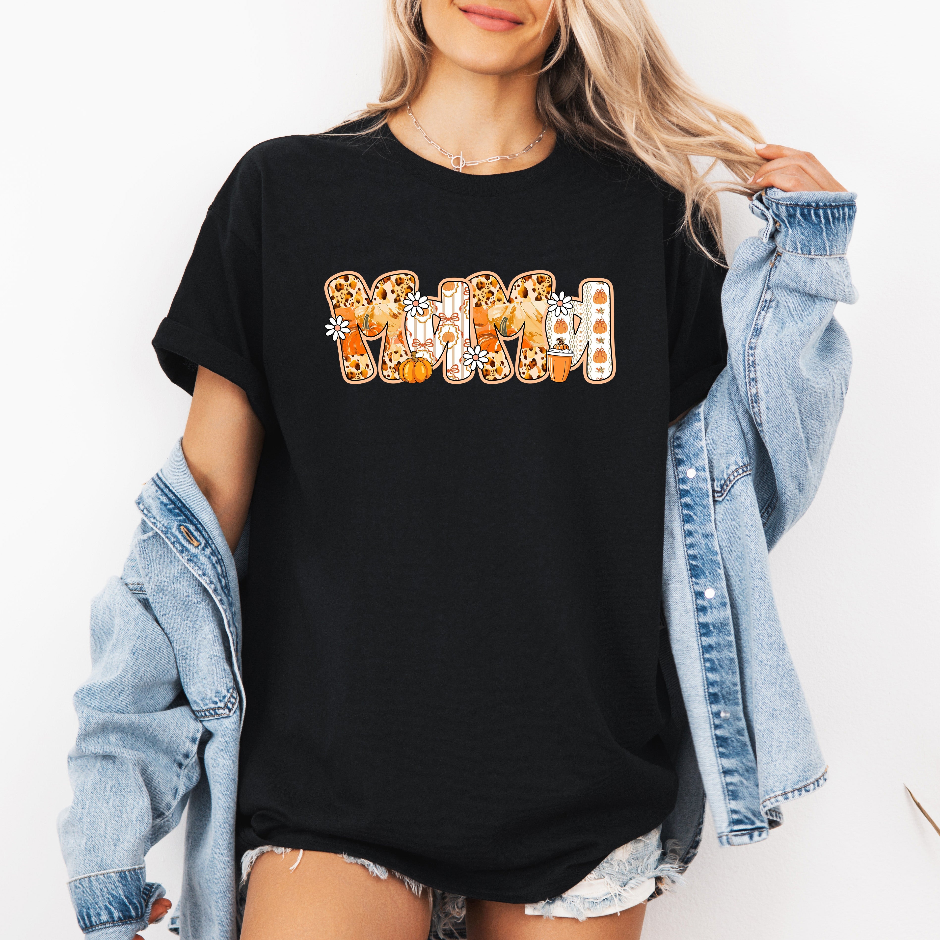 Mama Pumpkin Pattern Halloween Autumn Fall Cozy Vintage Seasonal Decor Graphic Tee