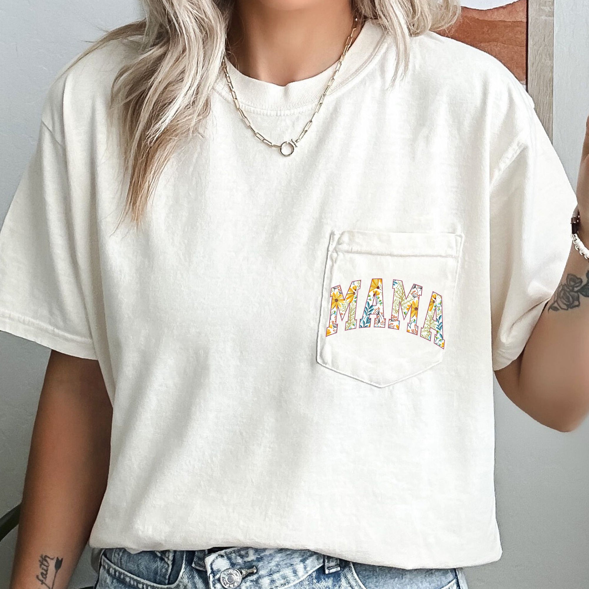 Mama, Retro Floral Comfort Colors Tee With Pocket Design, Vintage-Inspired Soft Ring-Spun Cotton For Everyday Wear