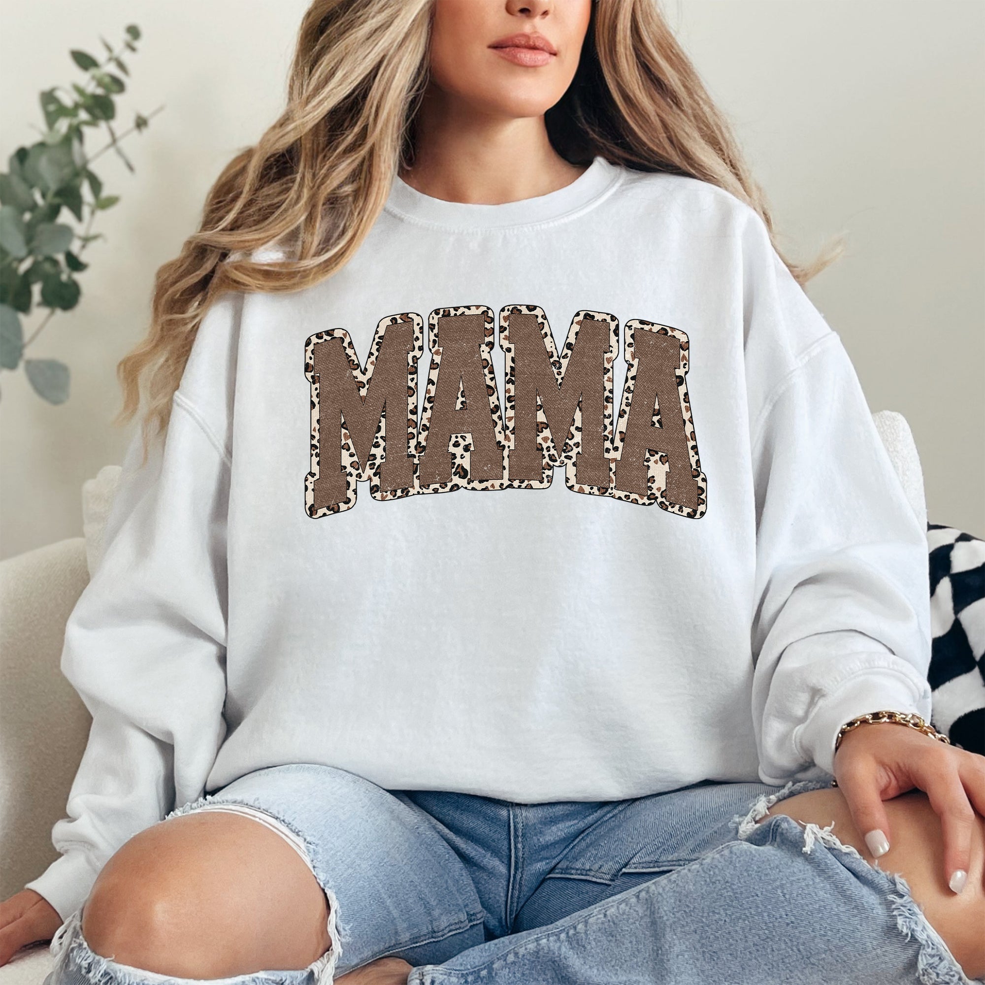 Mama Textured Leopard Print Mother's Day Retro Varsity Cozy Casual Classic Sweatshirt