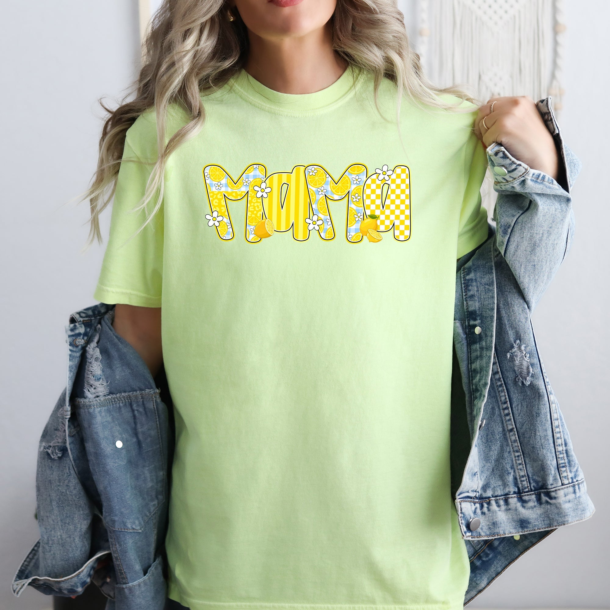 Mama Yellow Checkered Flowers Retro Vintage Floral Pattern Modern Nostalgia Comfort Colors Tee