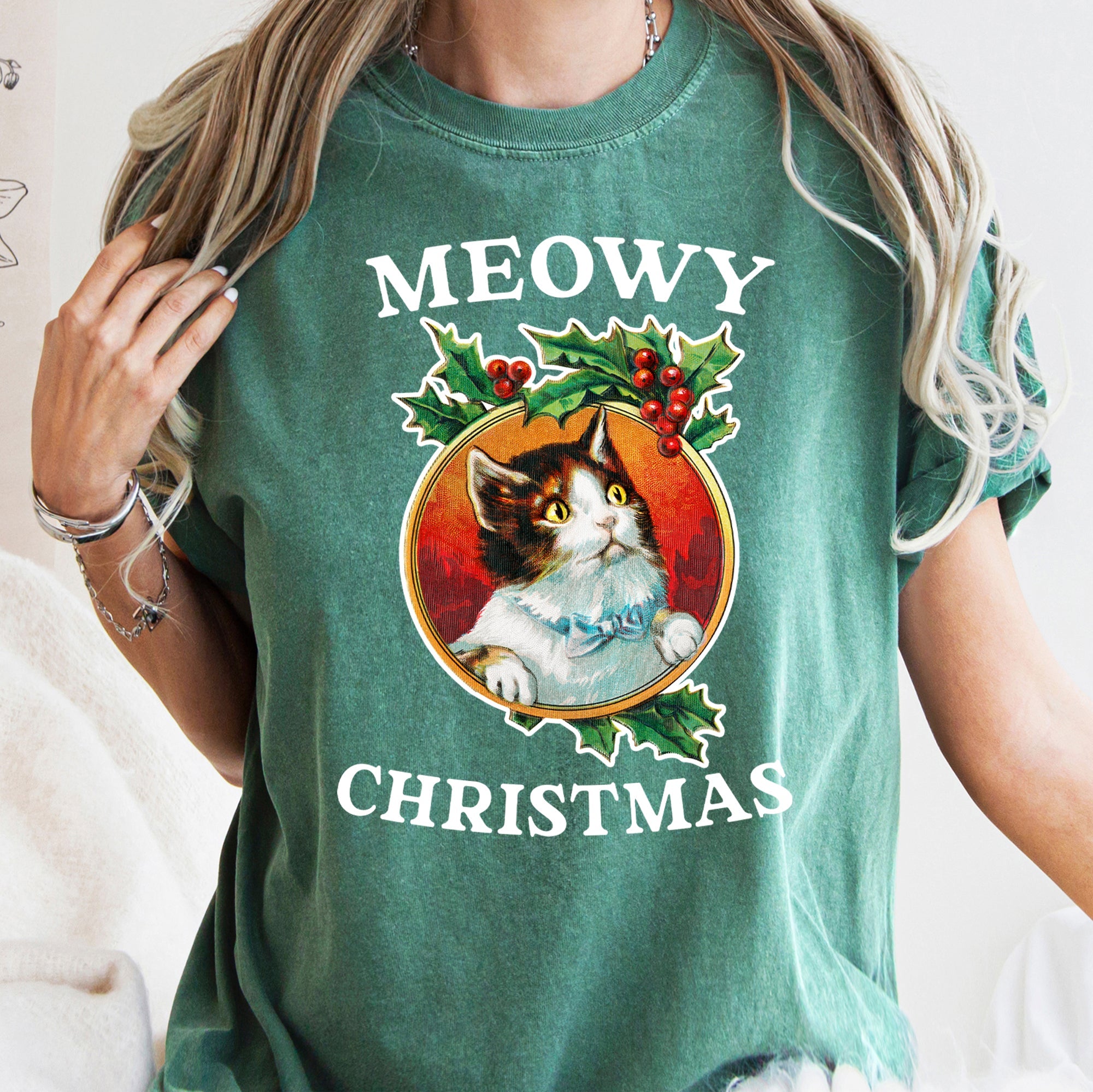 Meowy Christmas Retro Cat Holiday Meme Vintage Vibe Graphic Design Comfort Colors Tee