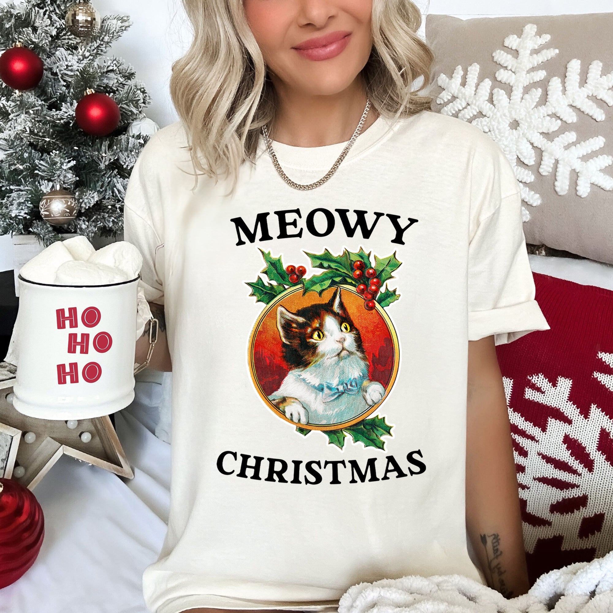 Meowy Christmas Retro Cat Holiday Meme Vintage Vibe Graphic Design Comfort Colors Tee