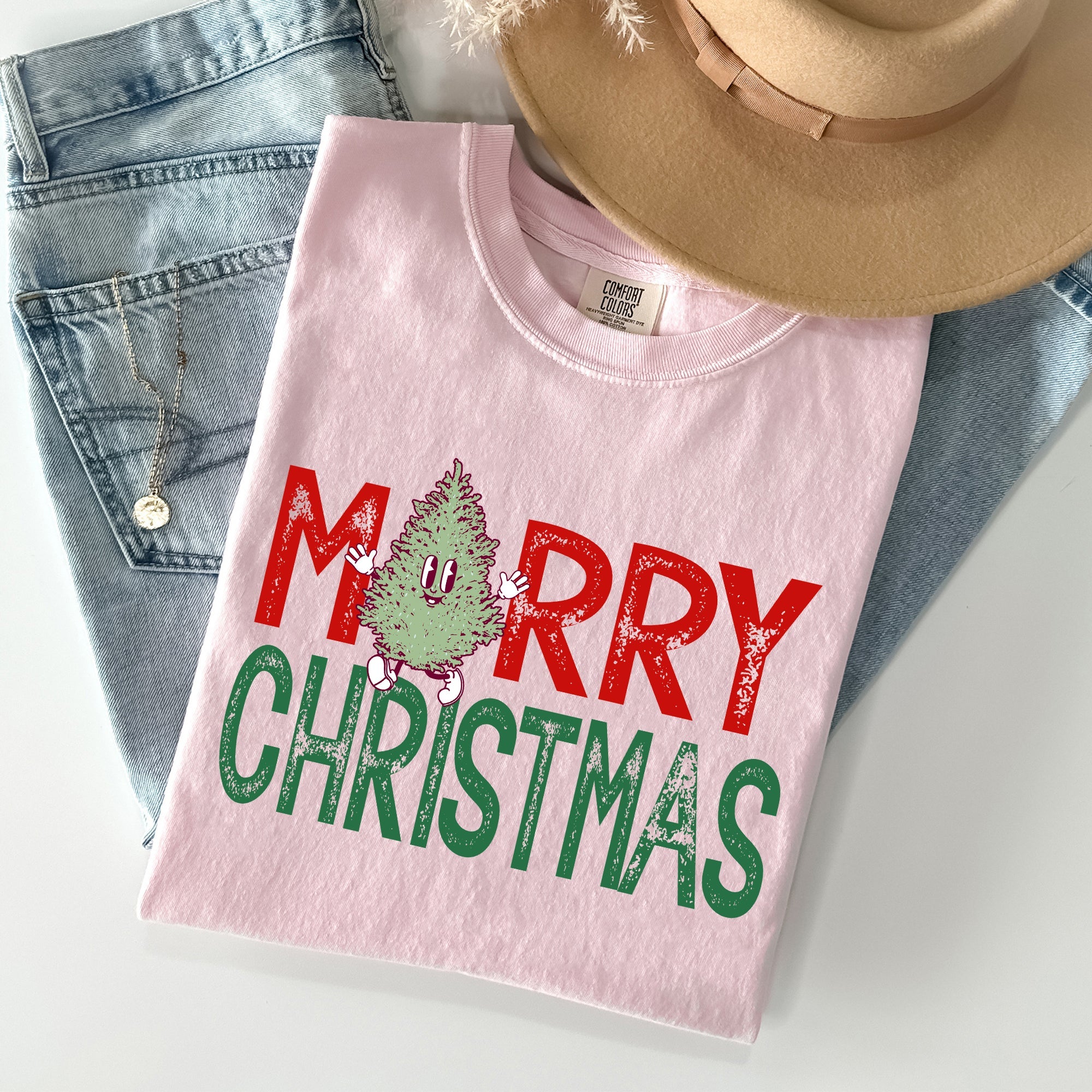 Merry Christmas Tree Festive Vintage Santa Xmas Cozy Nostalgic Winter Wonderland Charm Comfort Colors Tee