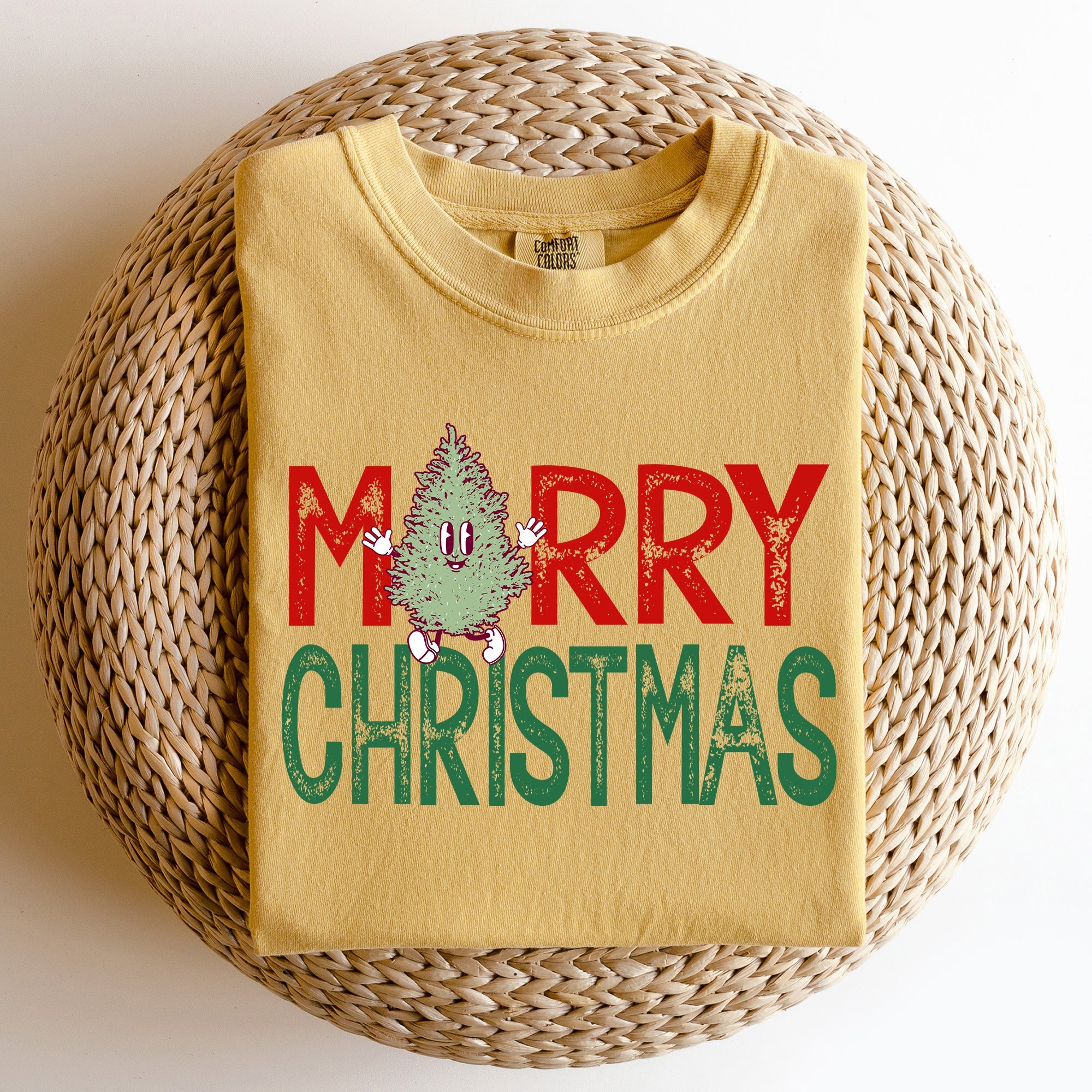Merry Christmas Tree Festive Vintage Santa Xmas Cozy Nostalgic Winter Wonderland Charm Comfort Colors Tee