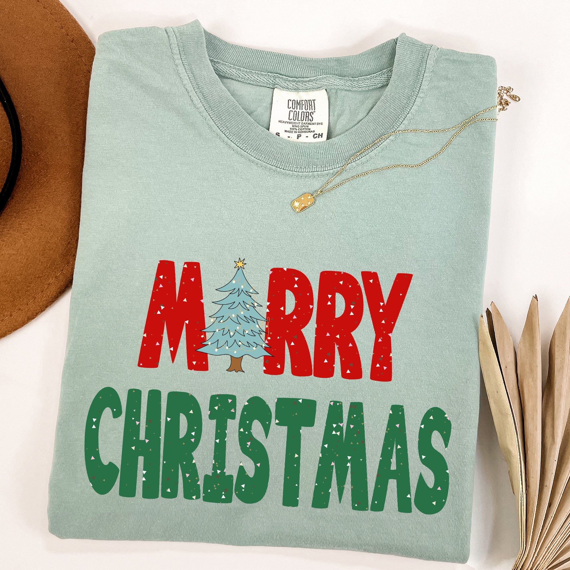 Merry Christmas Tree Vintage Retro Winter Santa Xmas Scene For Cozy Holidays Comfort Colors Tee
