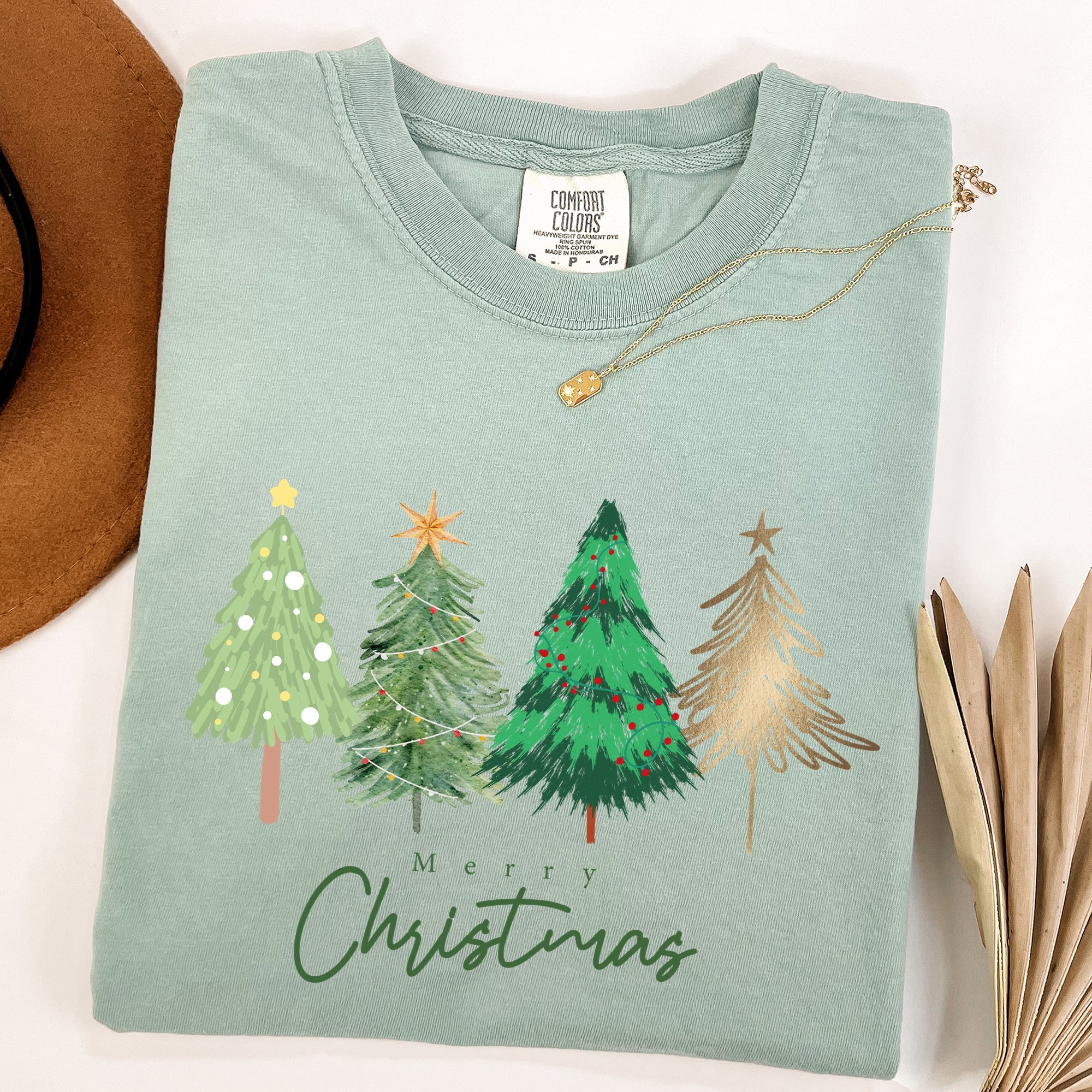 Merry Christmas Trees Vintage Minimalist Classic Winter Santa Xmas Comfort Colors Tee