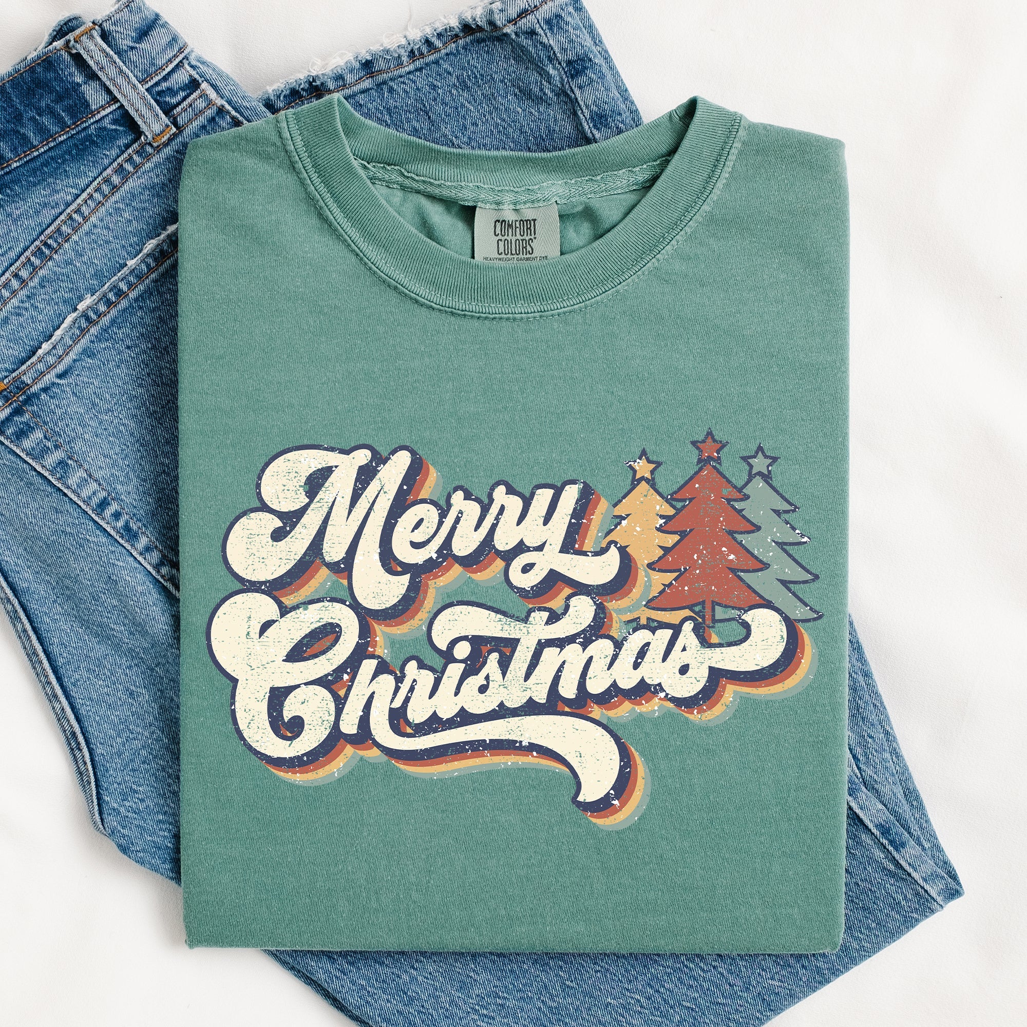 Merry Christmas Colorful Retro Santa Claus Winter Scene Vintage Typography Comfort Colors Tee