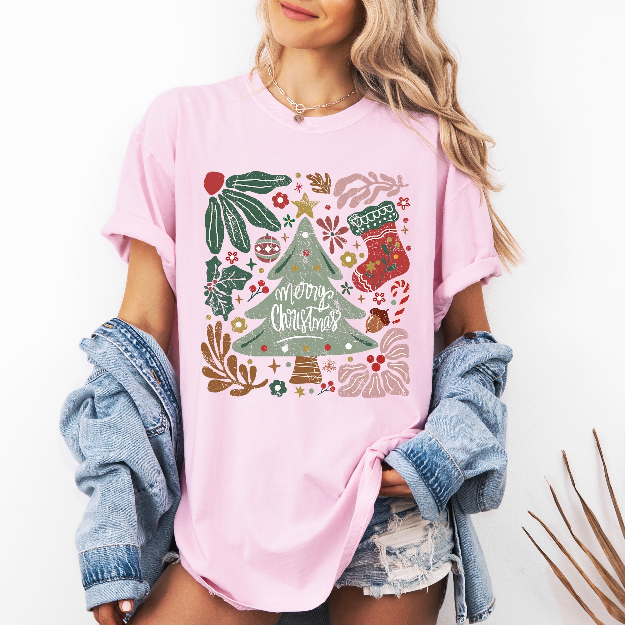 Merry Christmas Green Floral Flowers Winter Holiday Garden Motif Classic Keepsake Comfort Colors Tee