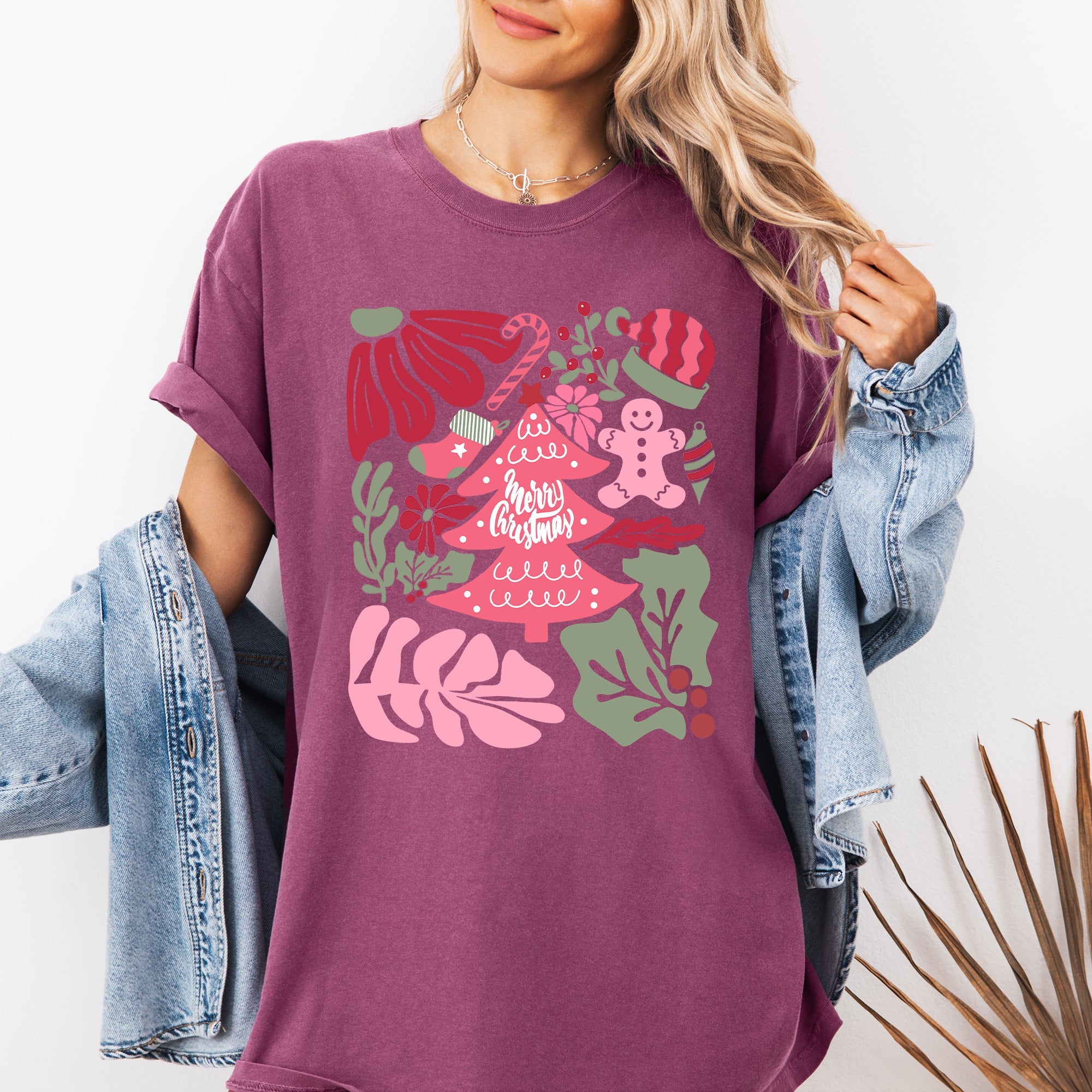 Merry Christmas Pink Floral Pattern With Elegant Holiday Garden Motif And Vintage Cheer Comfort Colors Tee