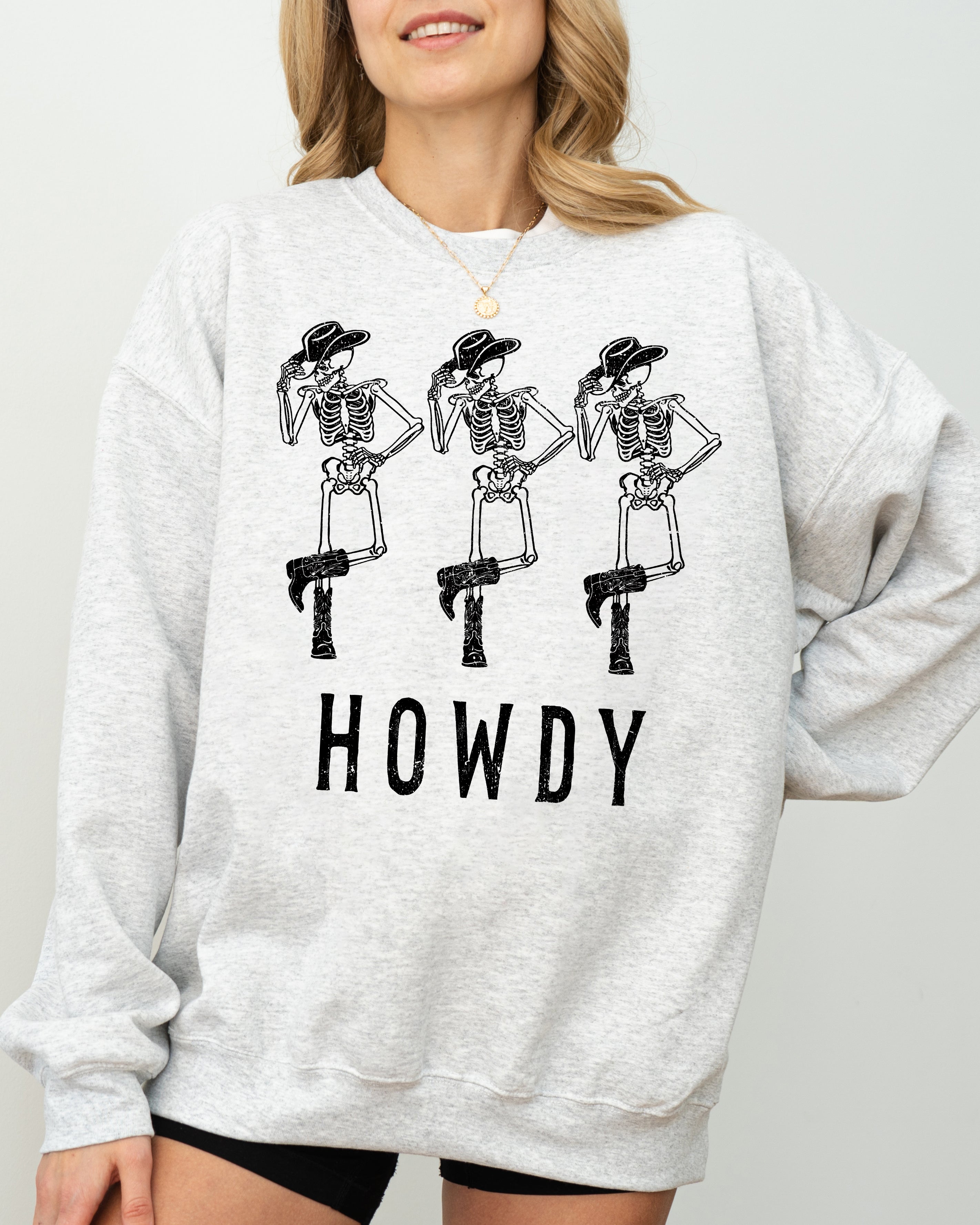 Howdy Skeleton Cowboy Ghost Funny Witch Aesthetic Meme Halloween Spooky Costume Sweatshirt
