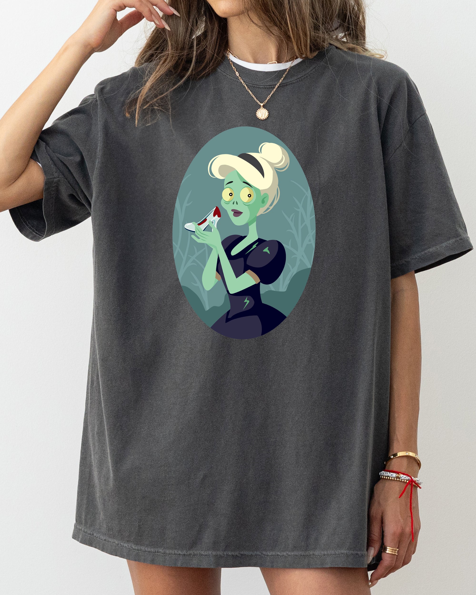 Cinderella Skeleton Witch Princess Meme Halloween Spooky Vintage Gothic Comfort Colors Tee