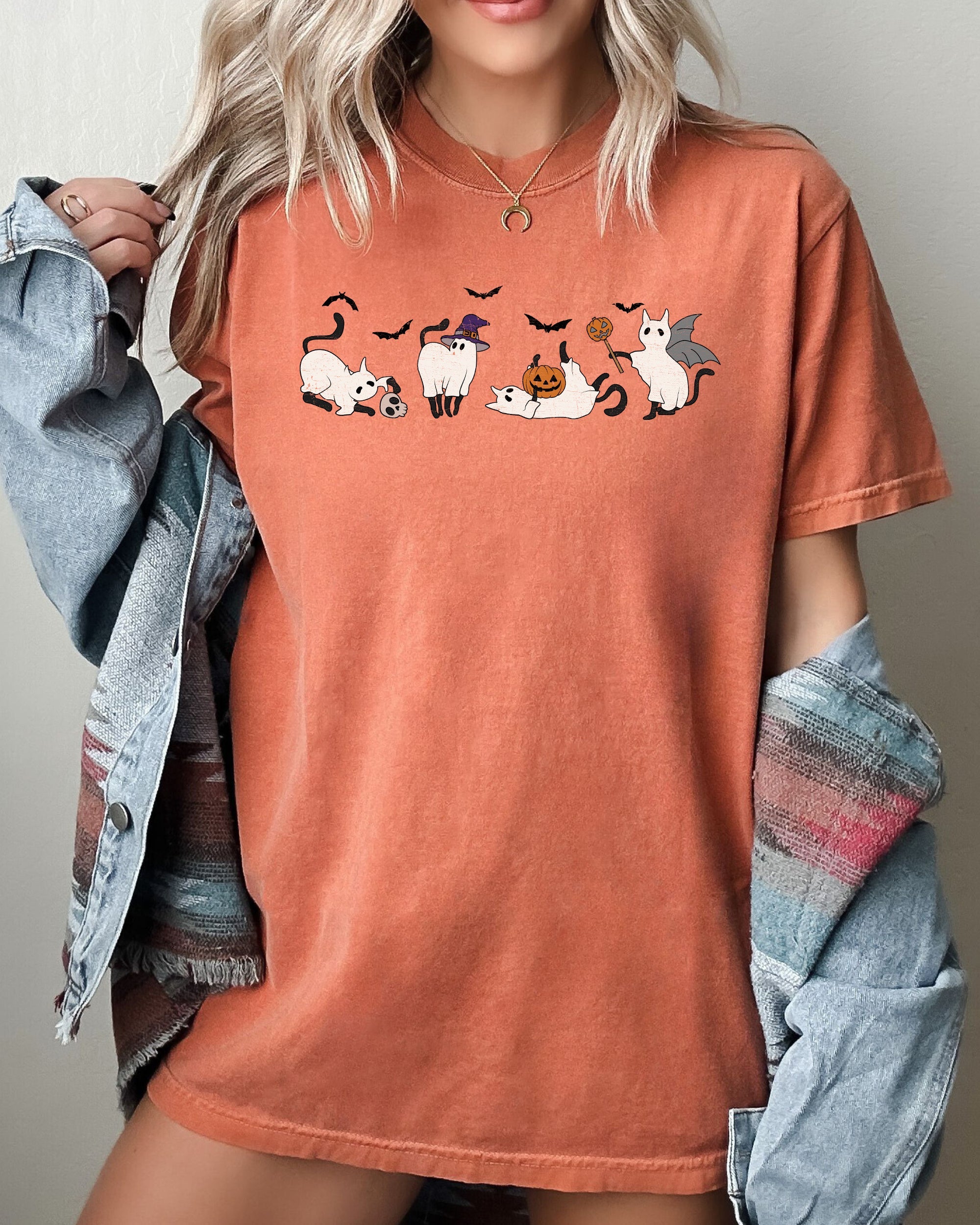Mini Ghost Cats Farm Witch Skull Funny Spooky Aesthetic Meme Halloween Costume Comfort Colors Tee