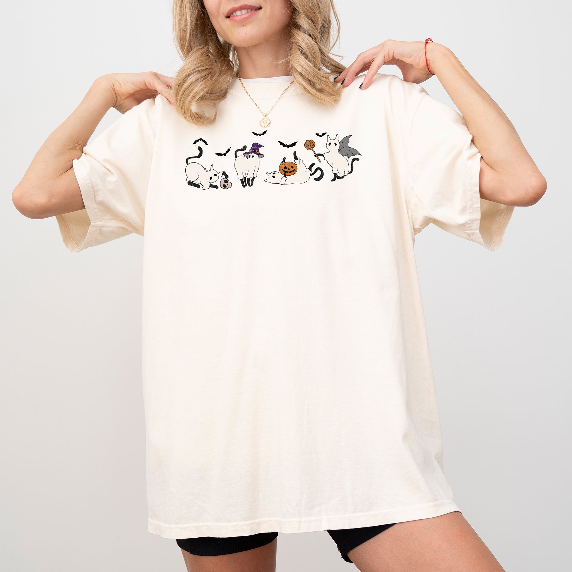 Mini Ghost Cats Farm Witch Skull Funny Spooky Aesthetic Meme Halloween Costume Comfort Colors Tee