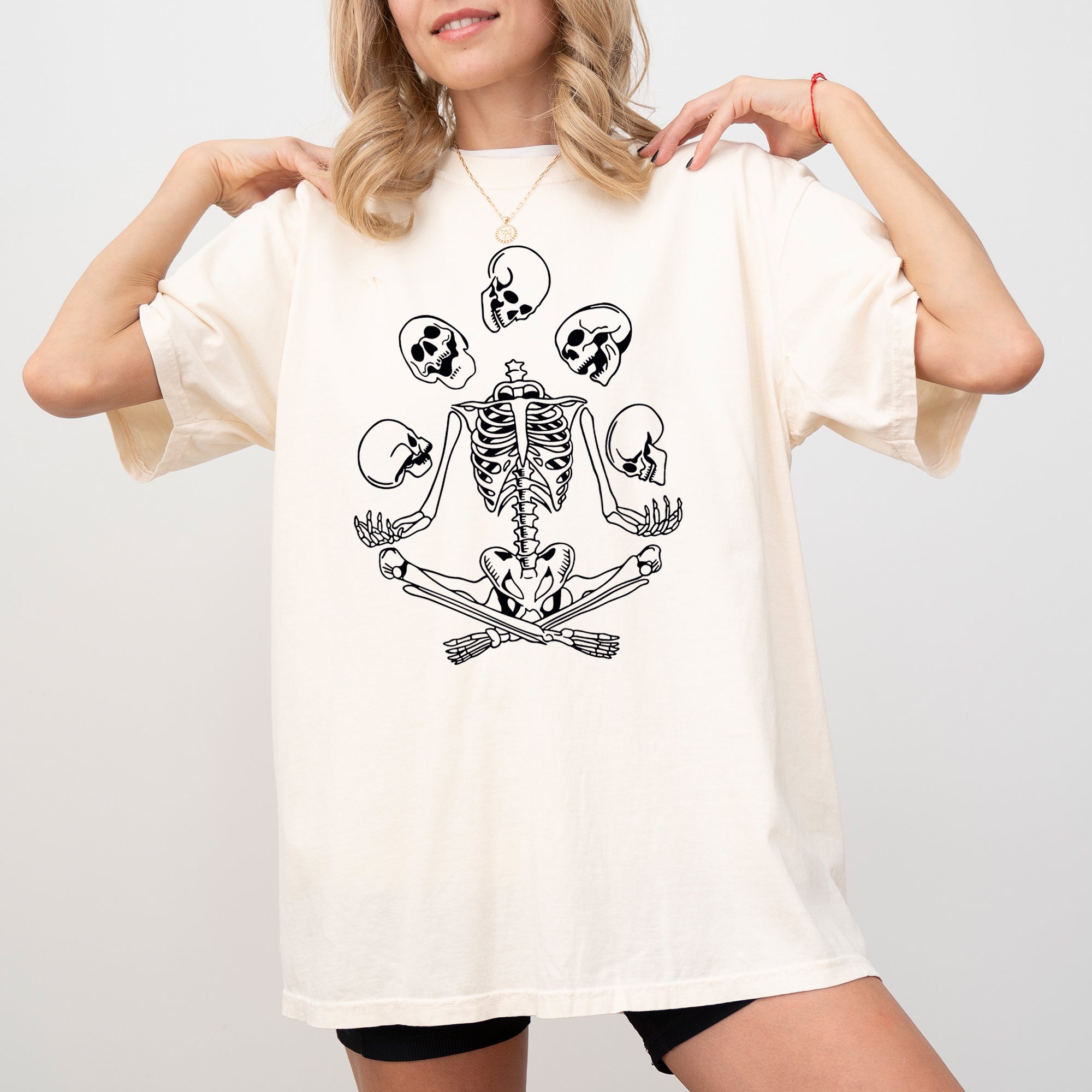 Juggling Skeleton Ghost Farm Witch Skull Spooky Costume Meme Vintage Comfort Colors Tee