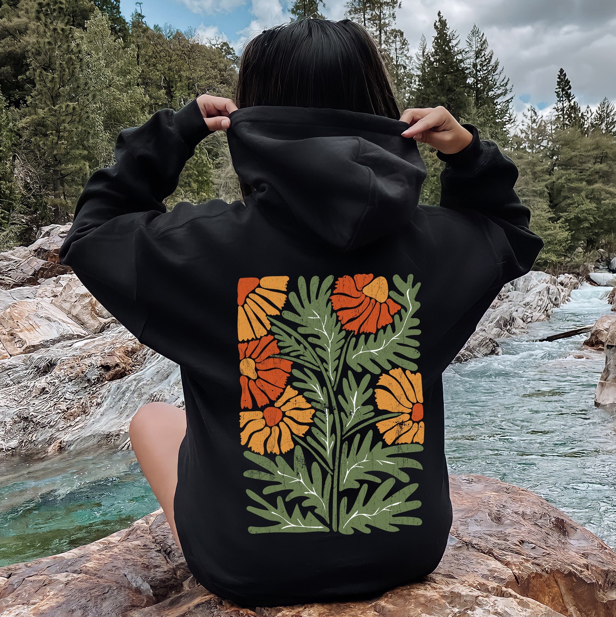 Retro Daisy Design Greens Orange Vintage Floral All Year Garden Bloom Print Hoodie