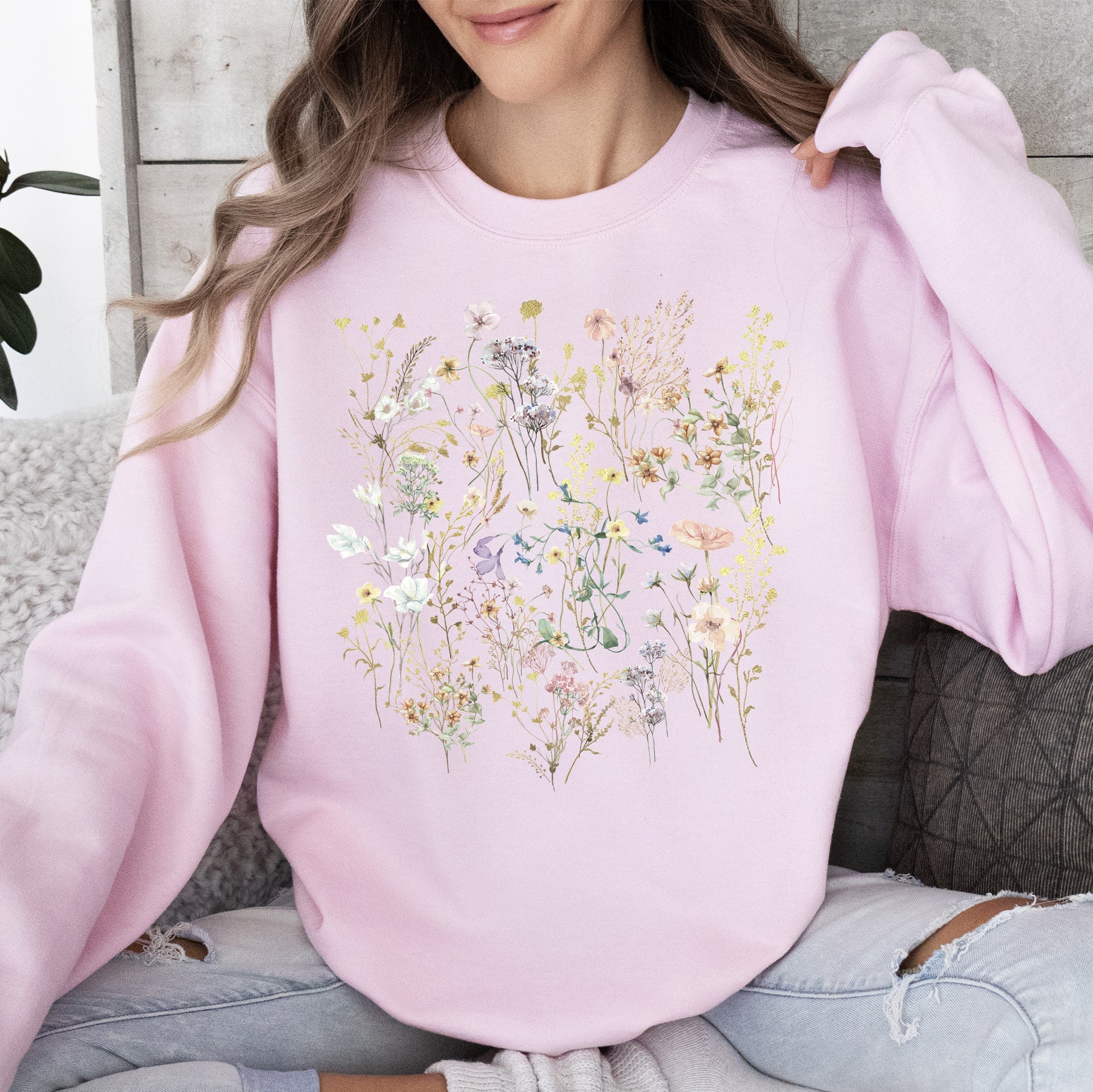 Mountain Pressed Wildflowers Botanical Mountain Range Print Cozy Weekend Sweatshirt