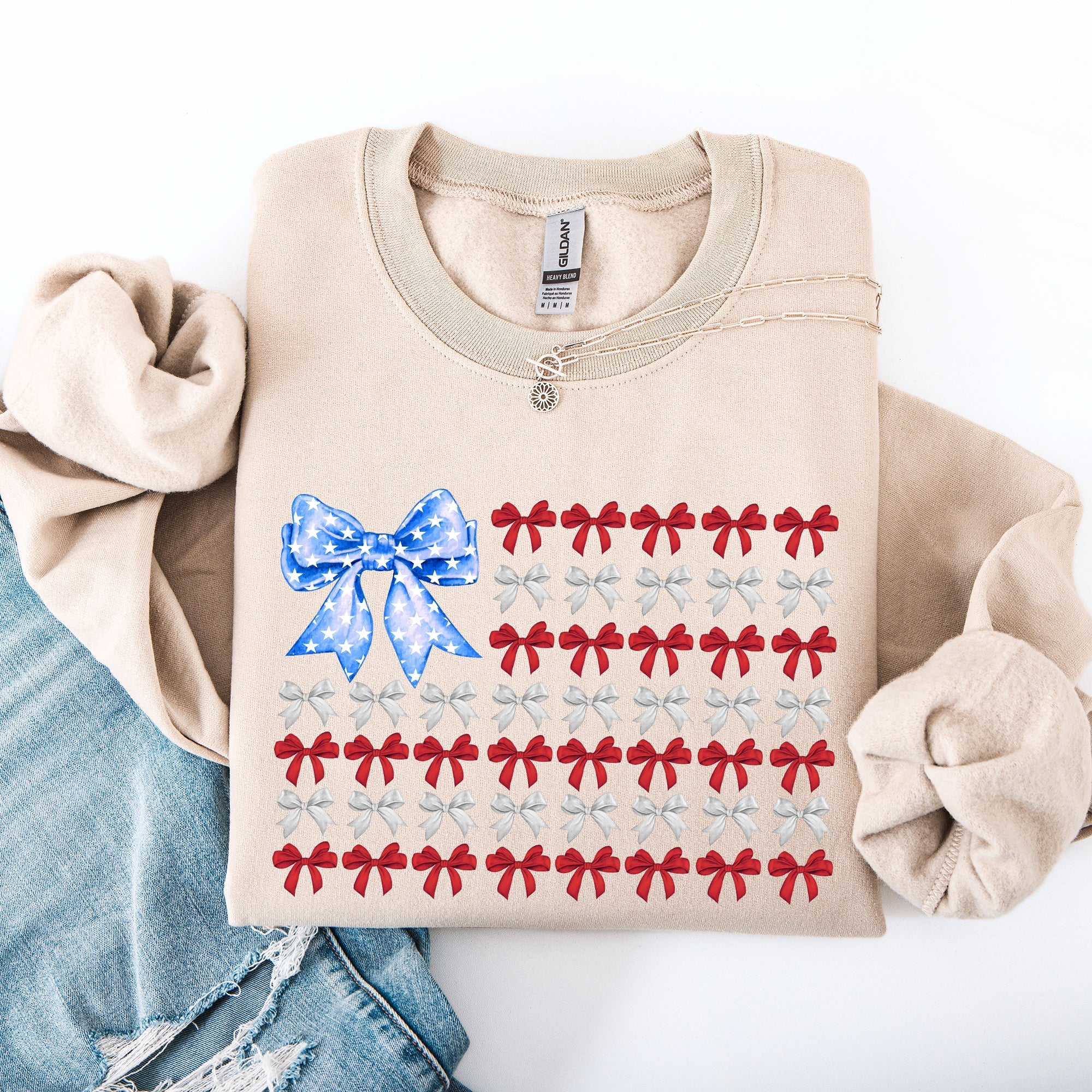 Patriotic Bows Flag USA Coquette Ribbons America Fourth of July Graphic Sweatshirt