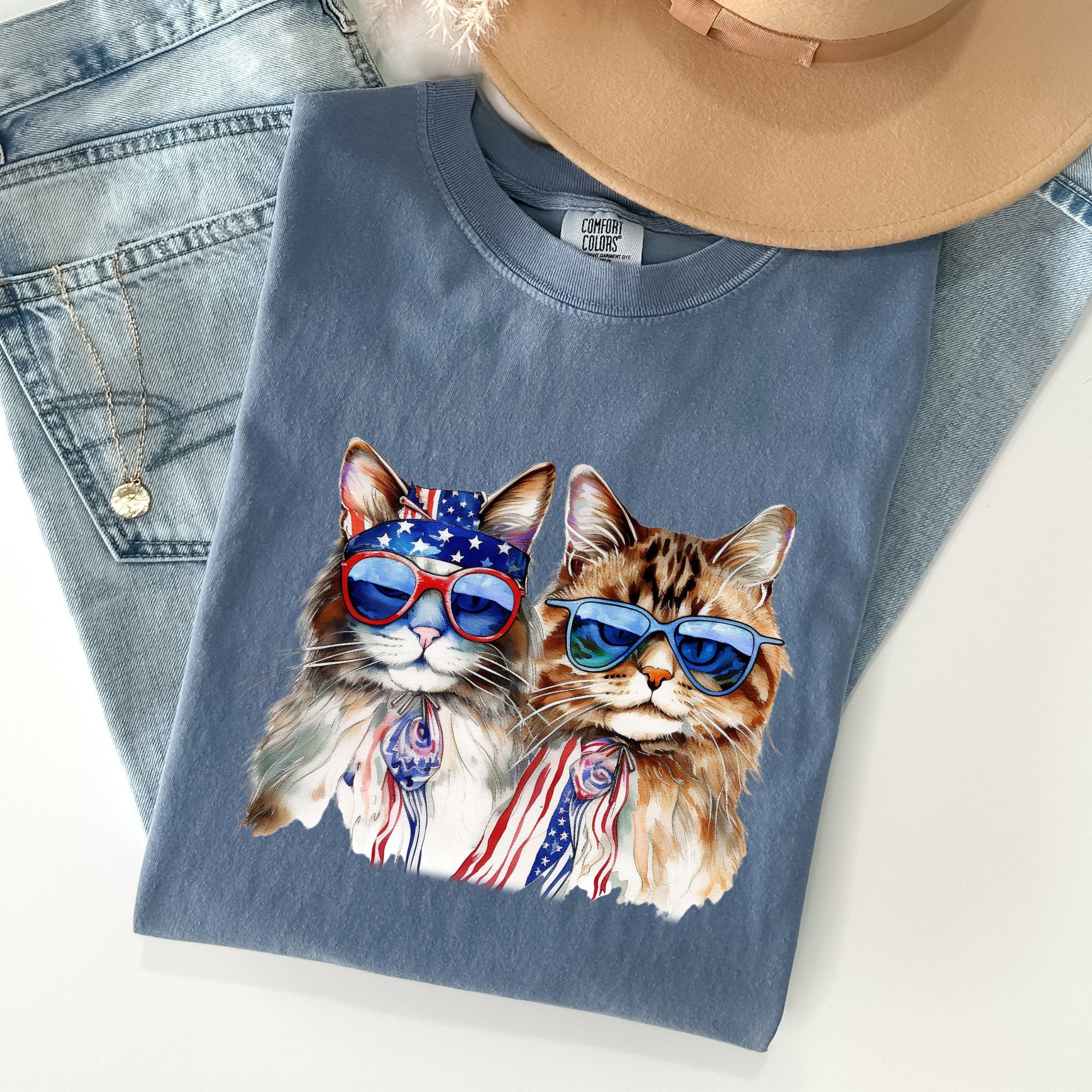 Patriotic Cats Hippie 4th of July Vintage Graphic Design Festival Edition Comfort Colors Tee