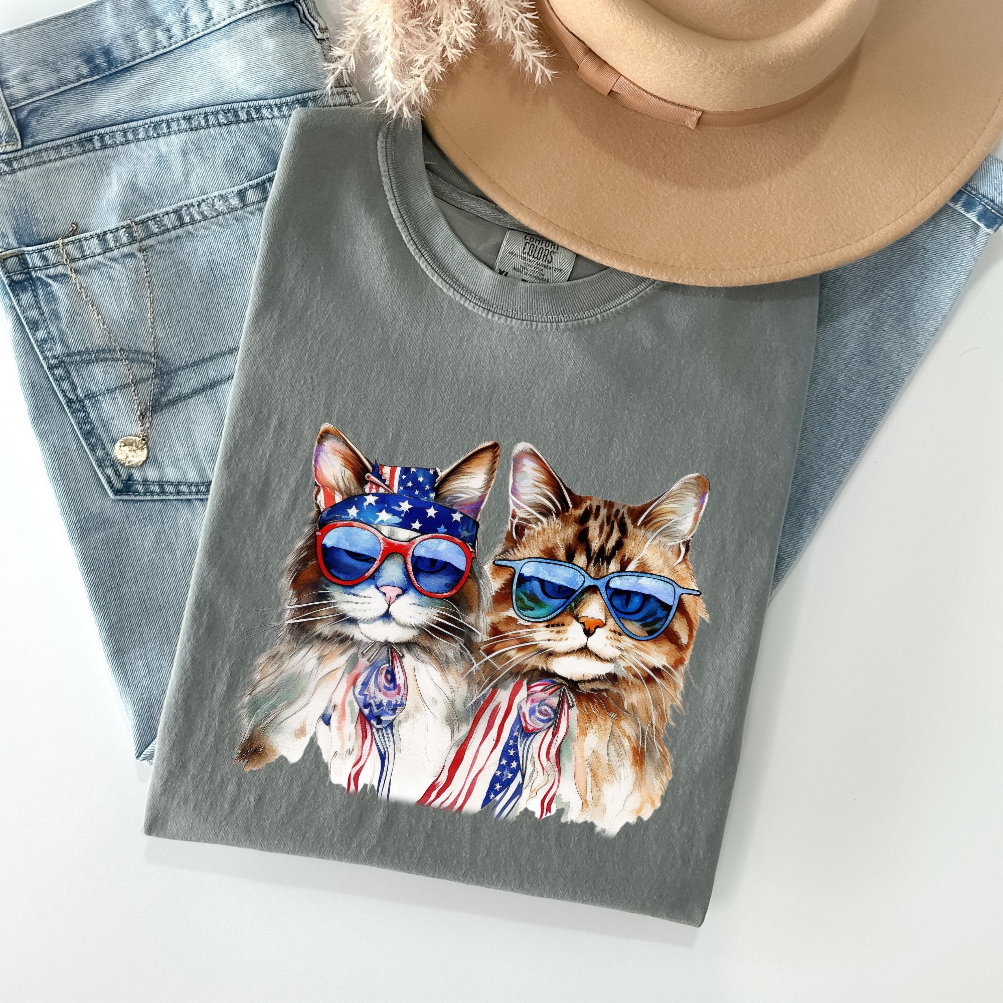 Patriotic Cats Hippie 4th of July Vintage Graphic Design Festival Edition Comfort Colors Tee