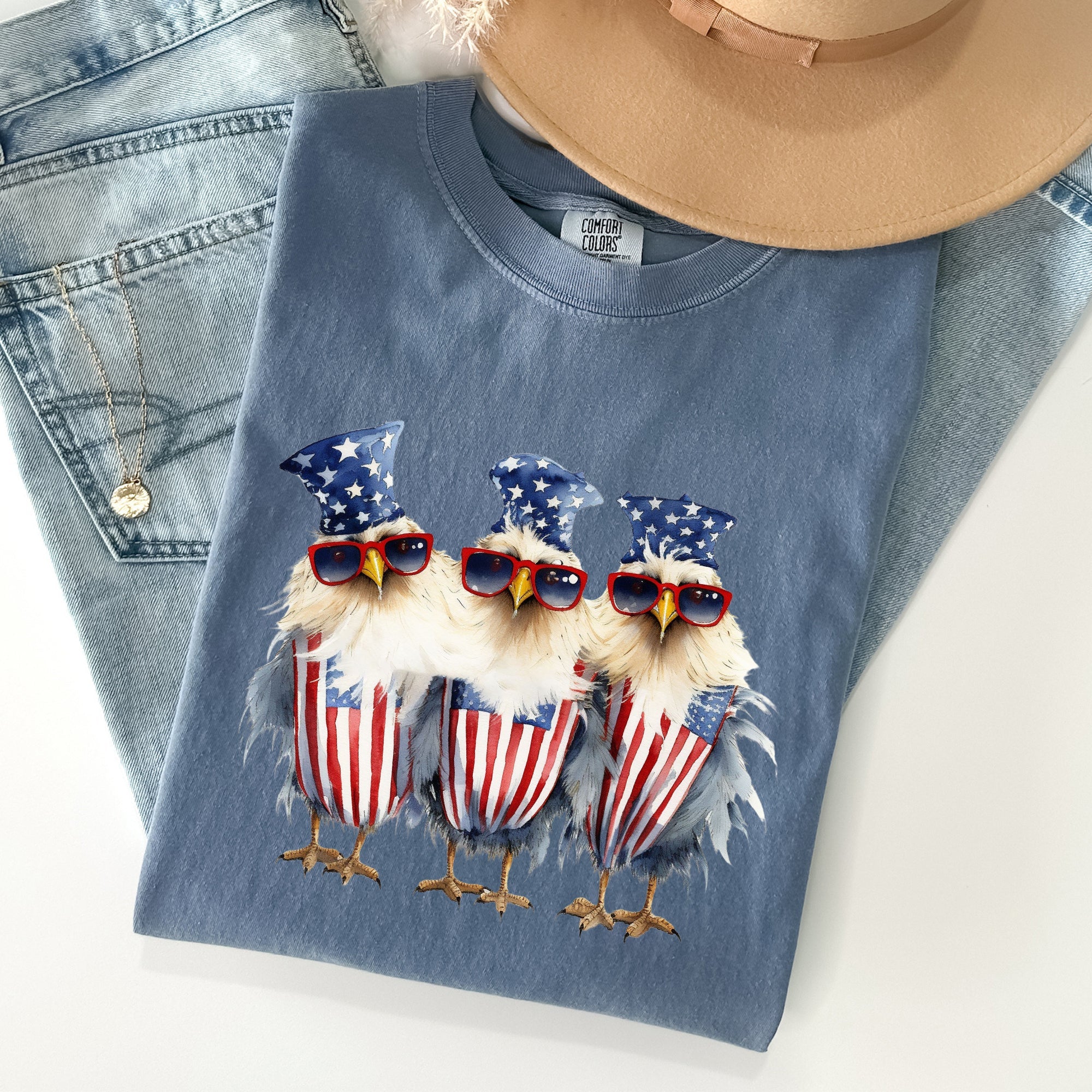 Patriotic Chickens Hippie Funny Fourth Of July Vintage Vibe Retro Edition Comfort Colors Tee