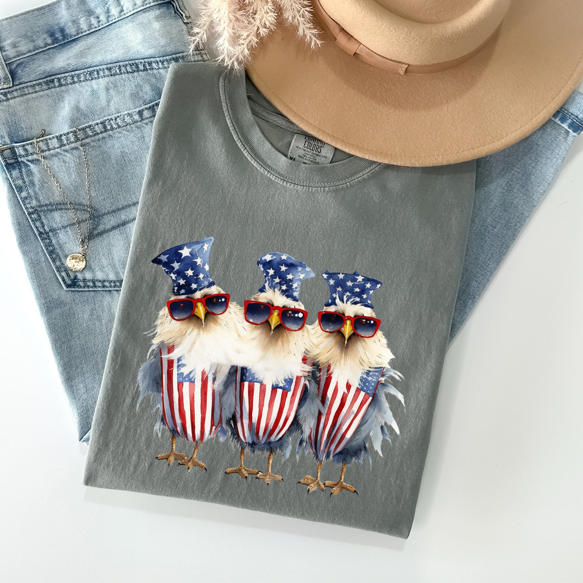 Patriotic Chickens Hippie Funny Fourth Of July Vintage Vibe Retro Edition Comfort Colors Tee