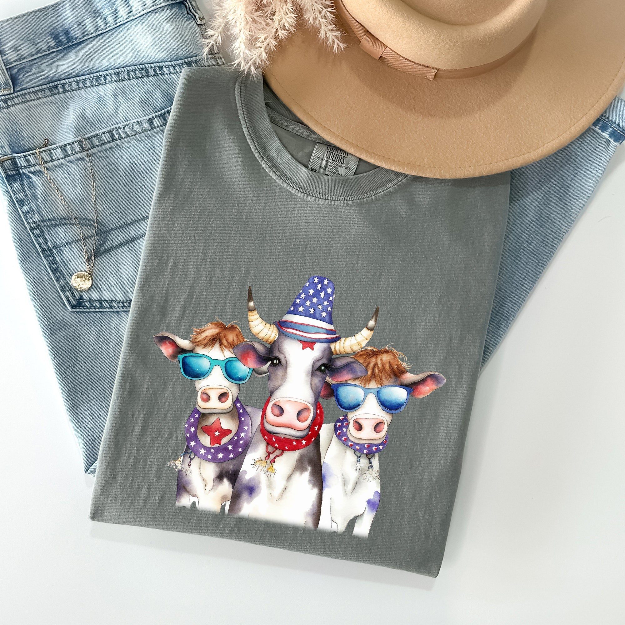 Patriotic Cows Hippie Funny 4th Of July Vintage Americana Festival Pride Comfort Colors Tee