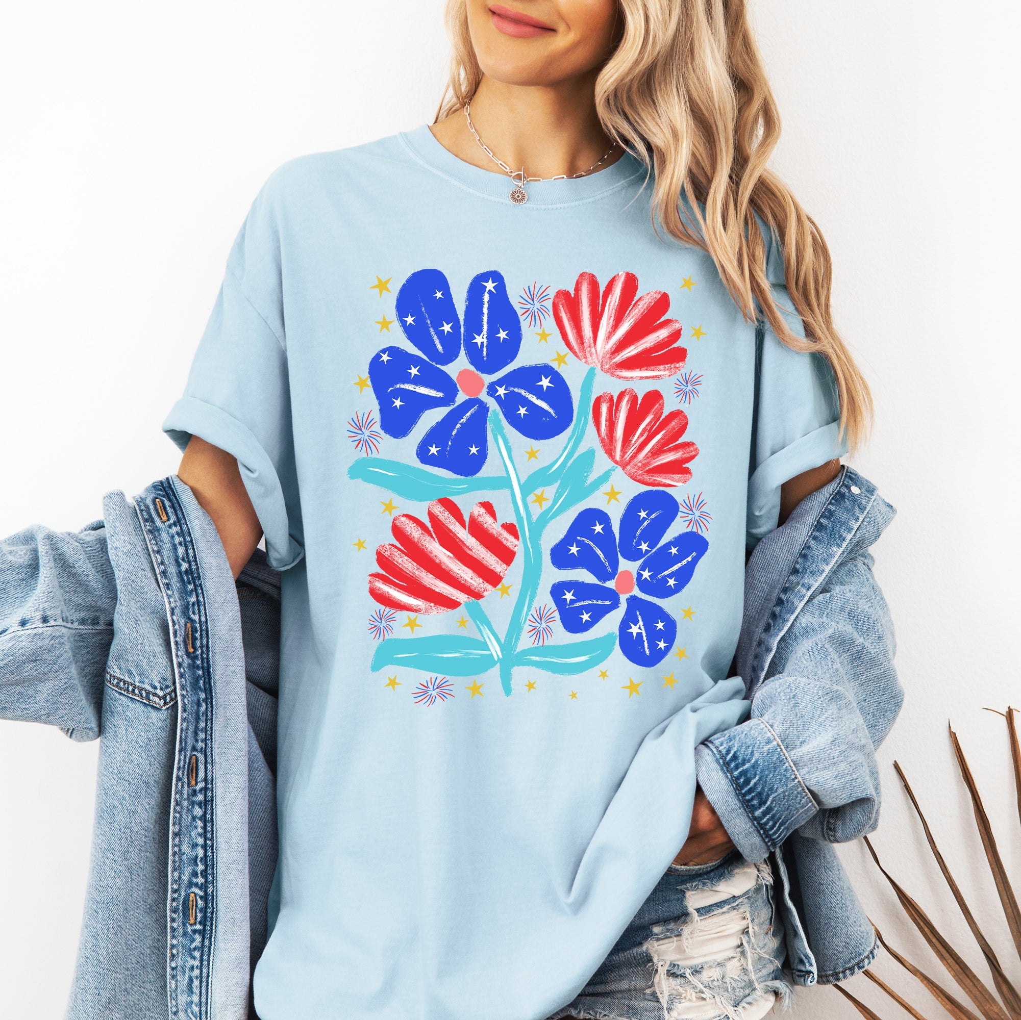Patriotic Flowers Red White Blue America USA 4th of July Vintage Comfort Colors Tee