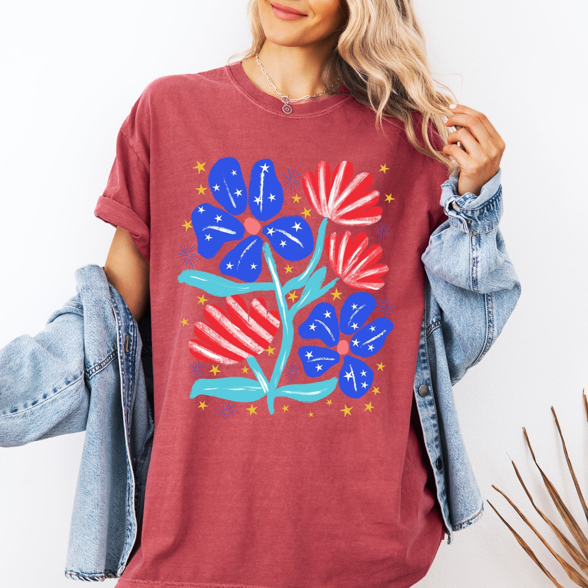 Patriotic Flowers Red White Blue America USA 4th of July Vintage Comfort Colors Tee