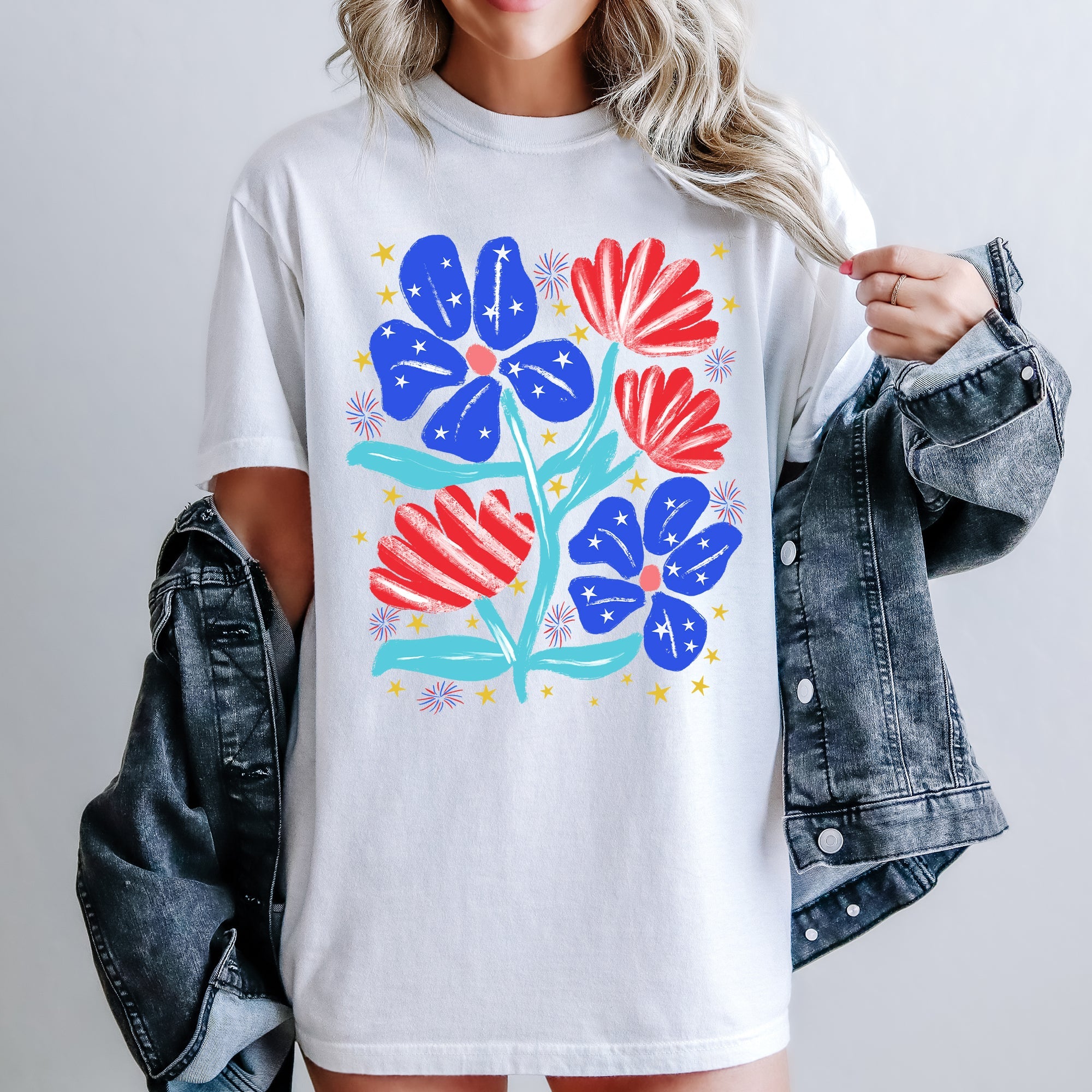 Patriotic Flowers Red White Blue America USA 4th of July Vintage Comfort Colors Tee