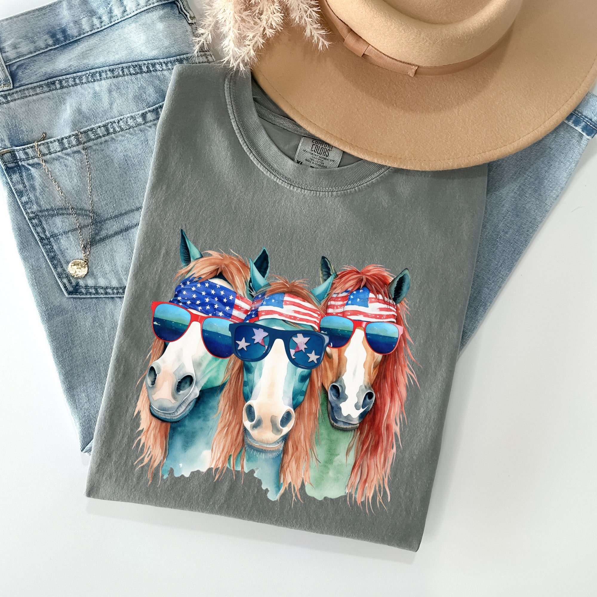 Patriotic Horses Hippie Fun 4th Of July Throwback Vintage Style Comfort Colors Tee
