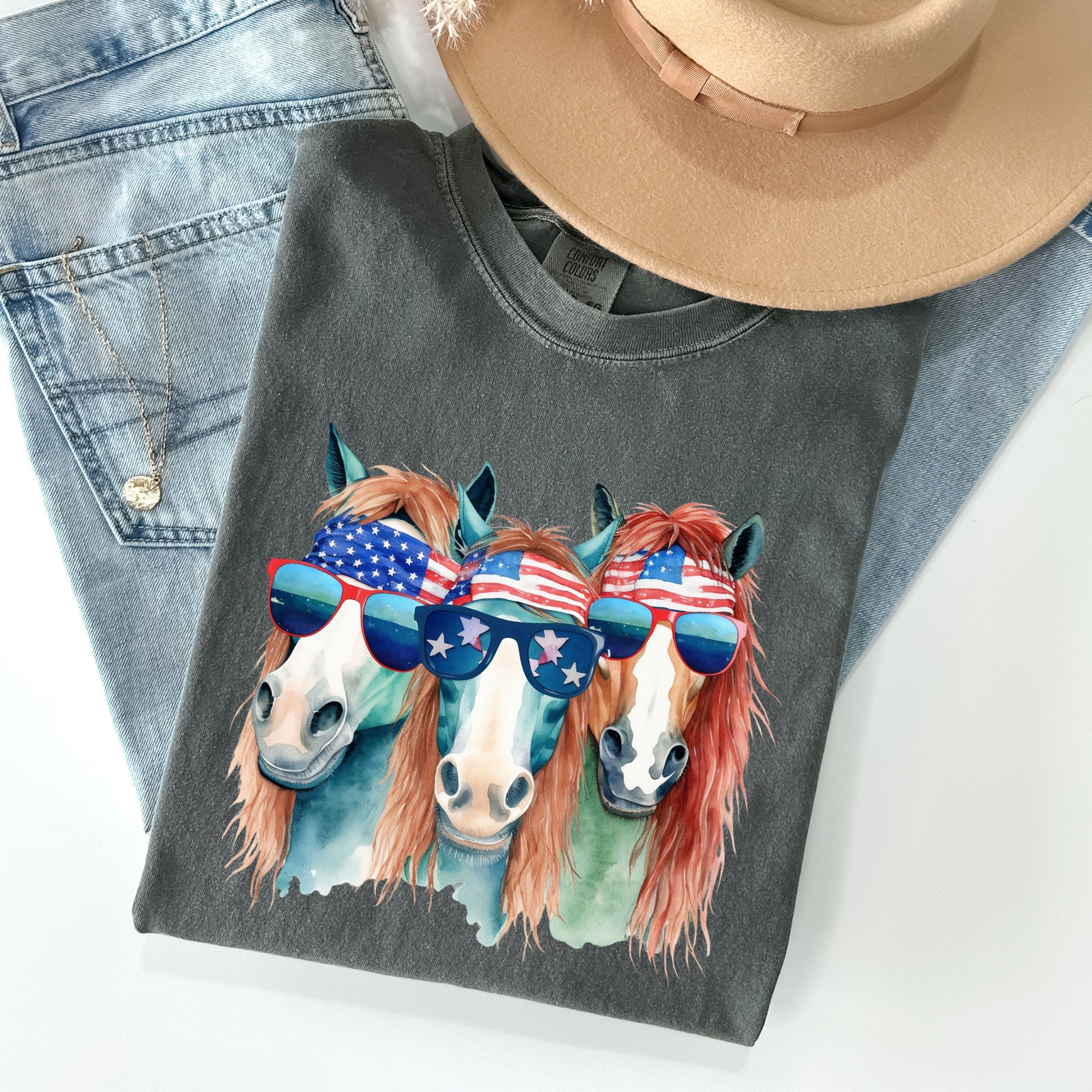Patriotic Horses Hippie Fun 4th Of July Throwback Vintage Style Comfort Colors Tee
