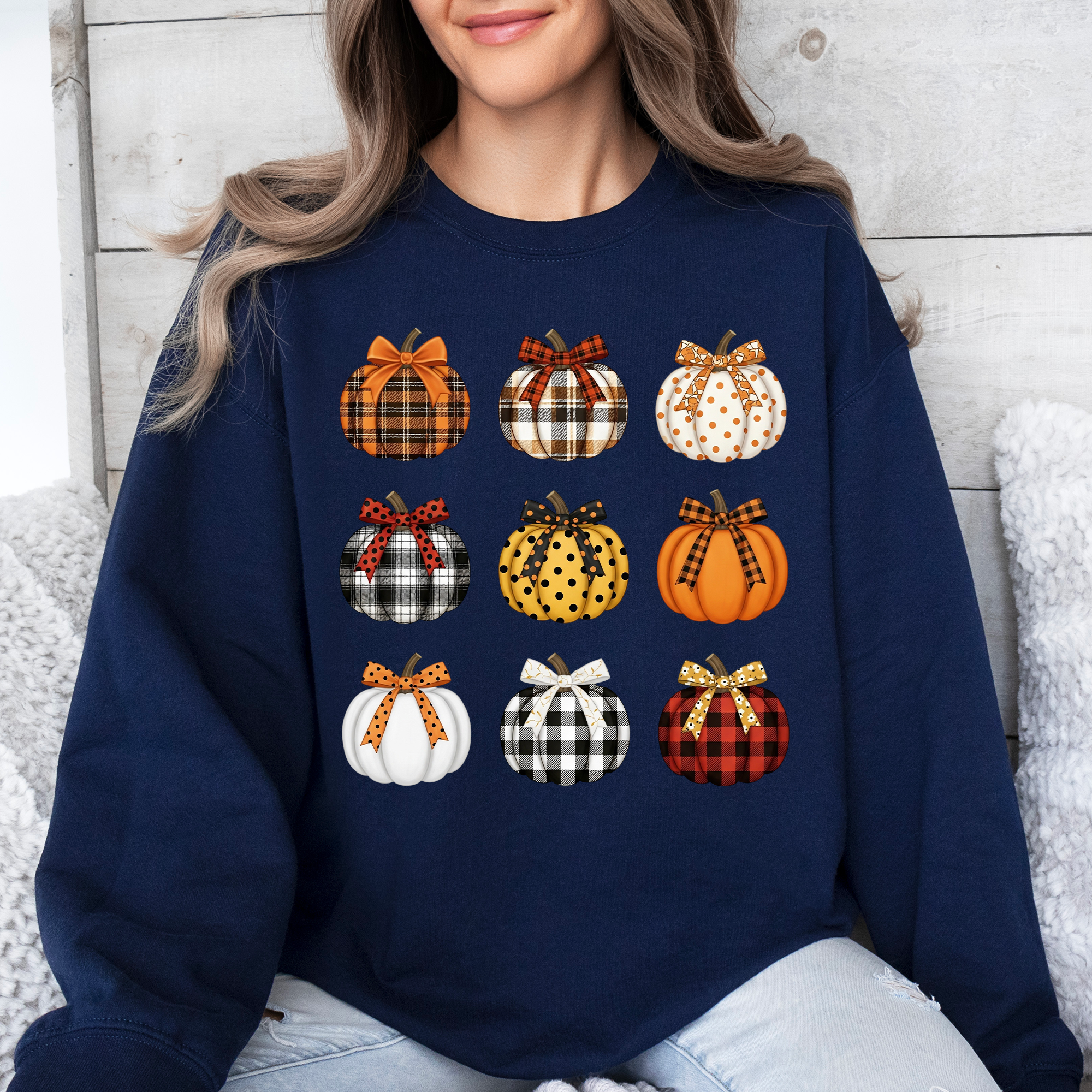Patterned Pumpkins Halloween Harvest Pattern Cozy Vintage Autumn Night Sweatshirt