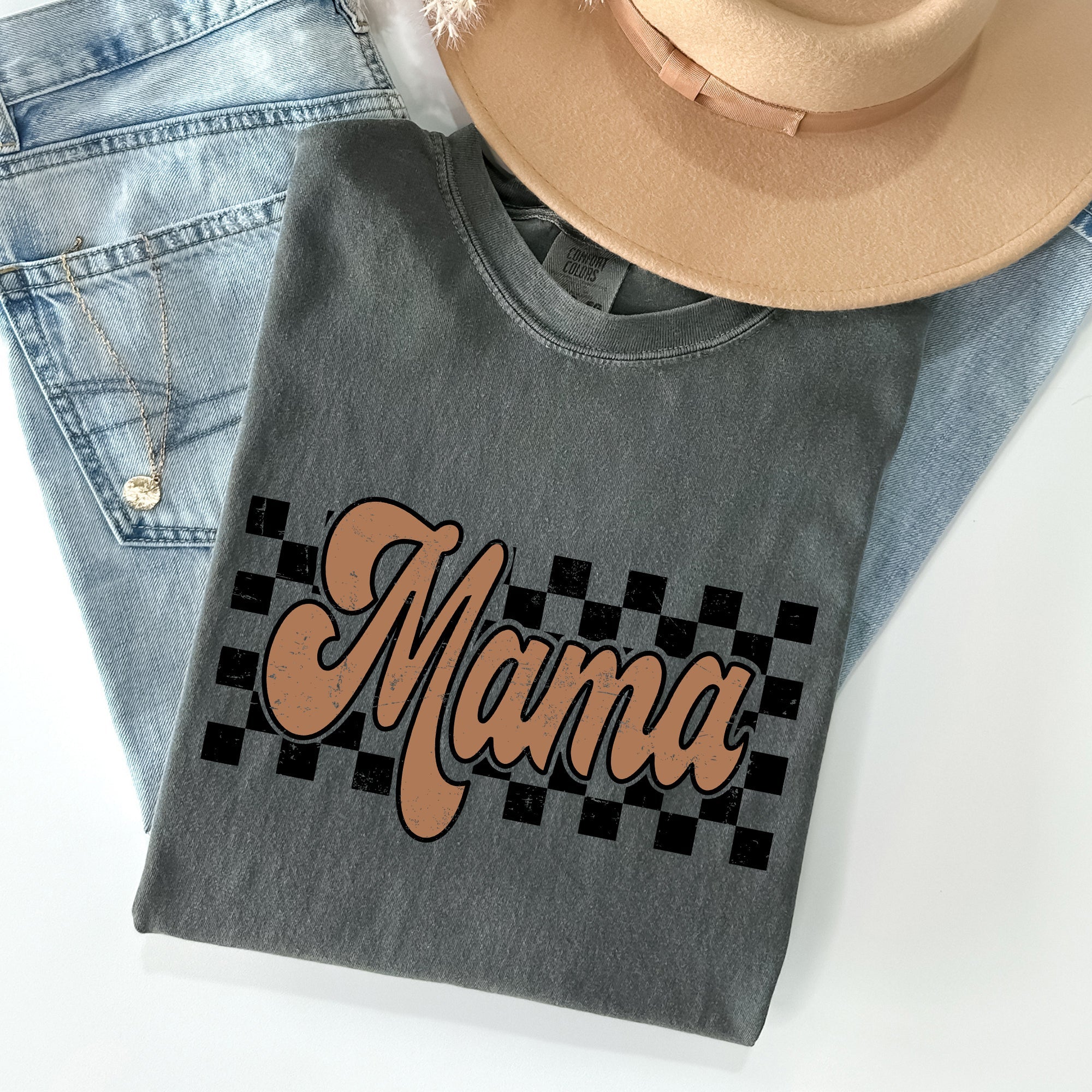 Mama Retro Checkered Vintage Americana Cozy Everyday Timeless Casual Dreamy Comfort Colors Tee