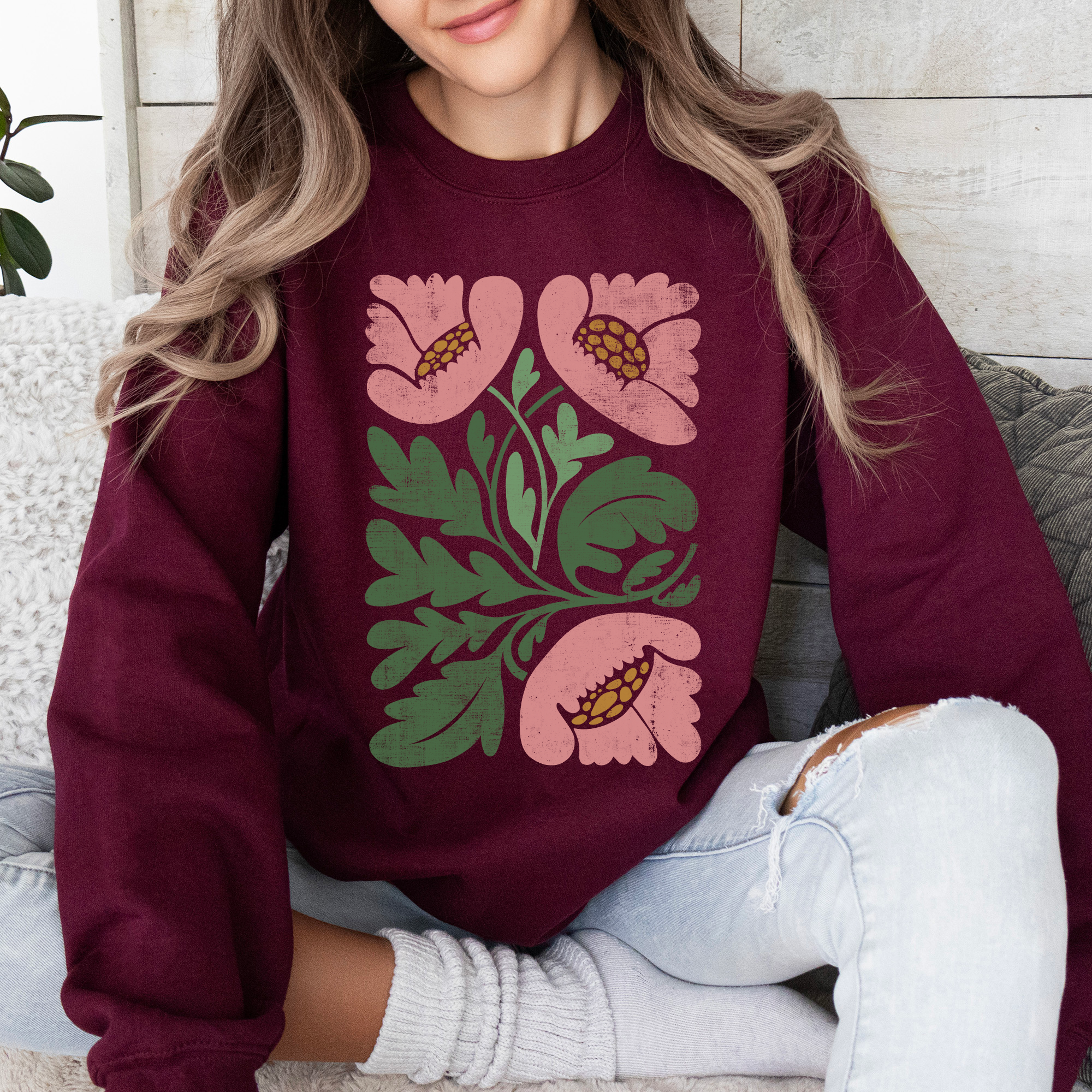 Pink Poppies Vintage Boho Nature Floral Pattern Artwork For Cozy Everyday Wear Sweatshirt
