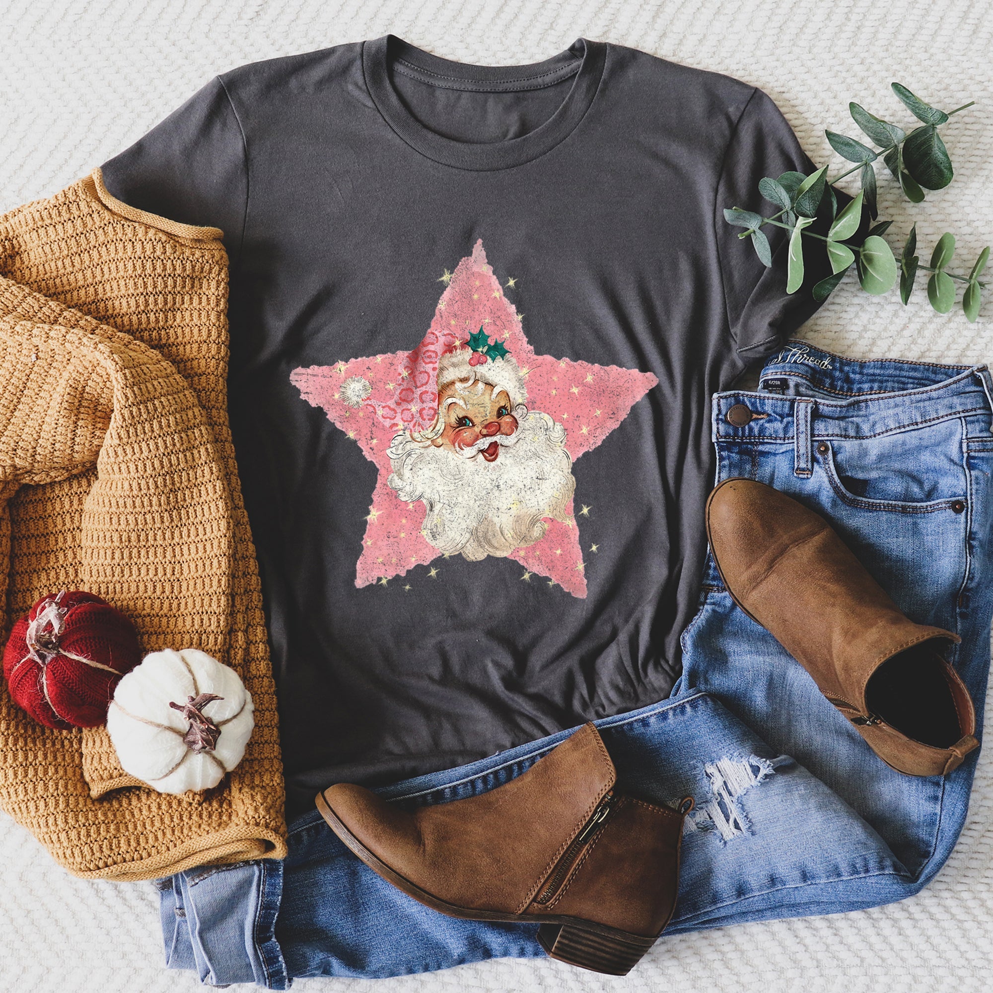 Pink Star Retro Santa Christmas Vintage Studio Art Illustration Design Graphic Tee
