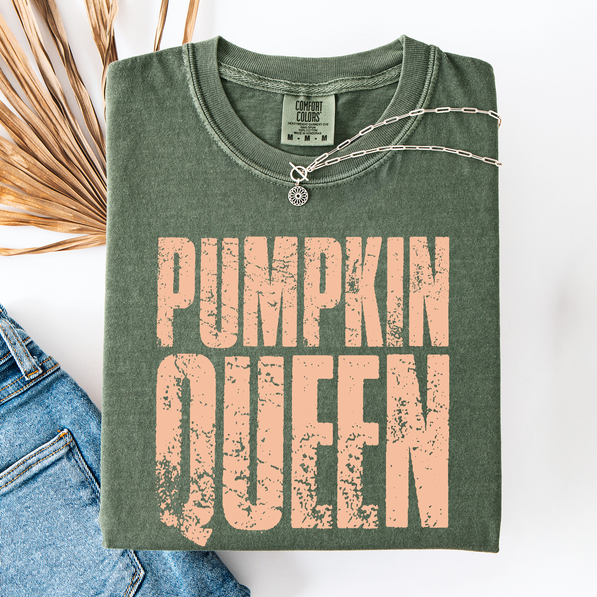 Pumpkin Queen Watercolor Leopard Print Pumpkins Bouquet Autumn Harvest Charm Comfort Colors Tee