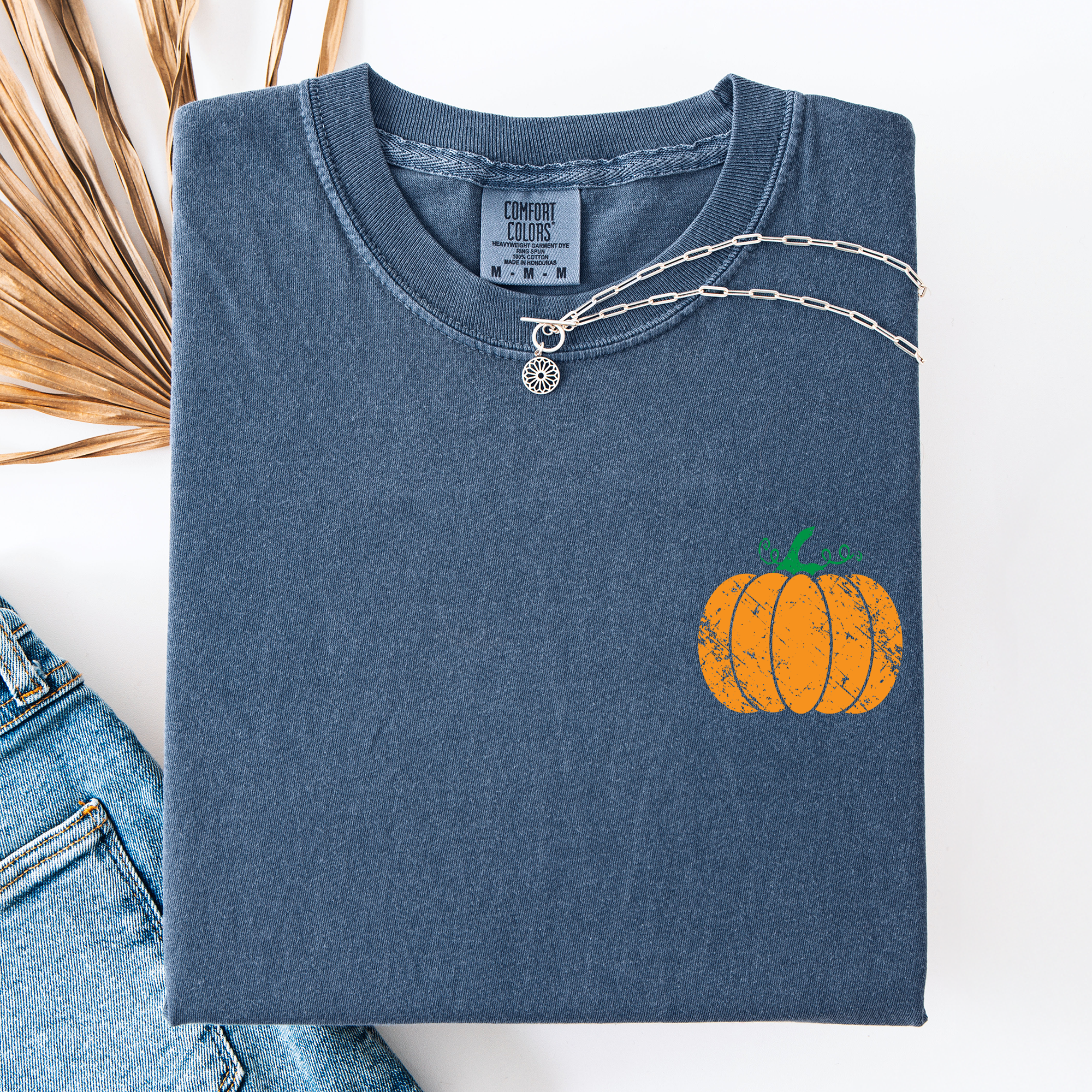Mama Pumpkin Pattern Watercolor Leopard Pumpkins With Hand-Painted Bouquet Comfort Colors Tee