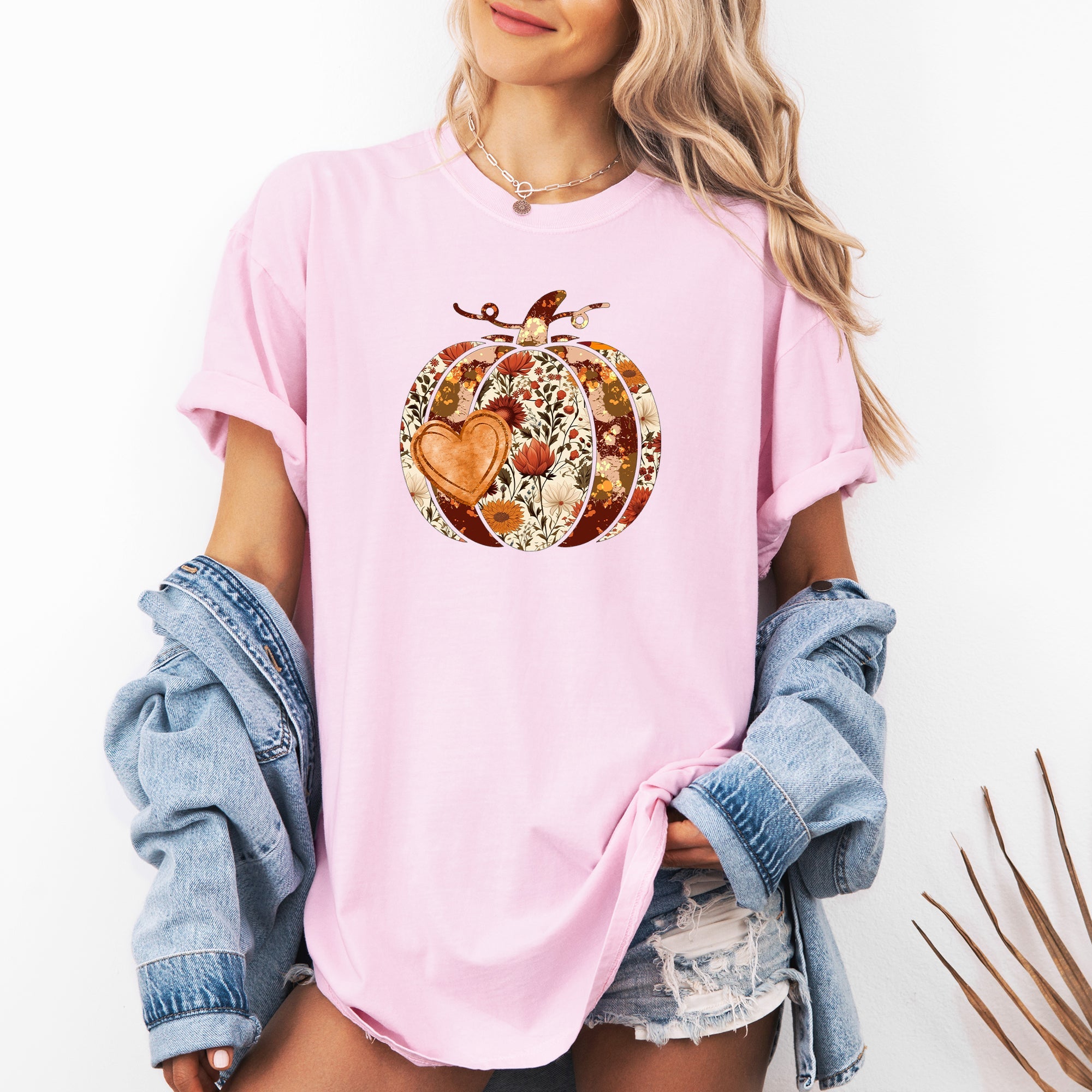 Pumpkin Heart Love Floral Thanksgiving Fall Autumn Halloween Flower Comfort Colors Tee