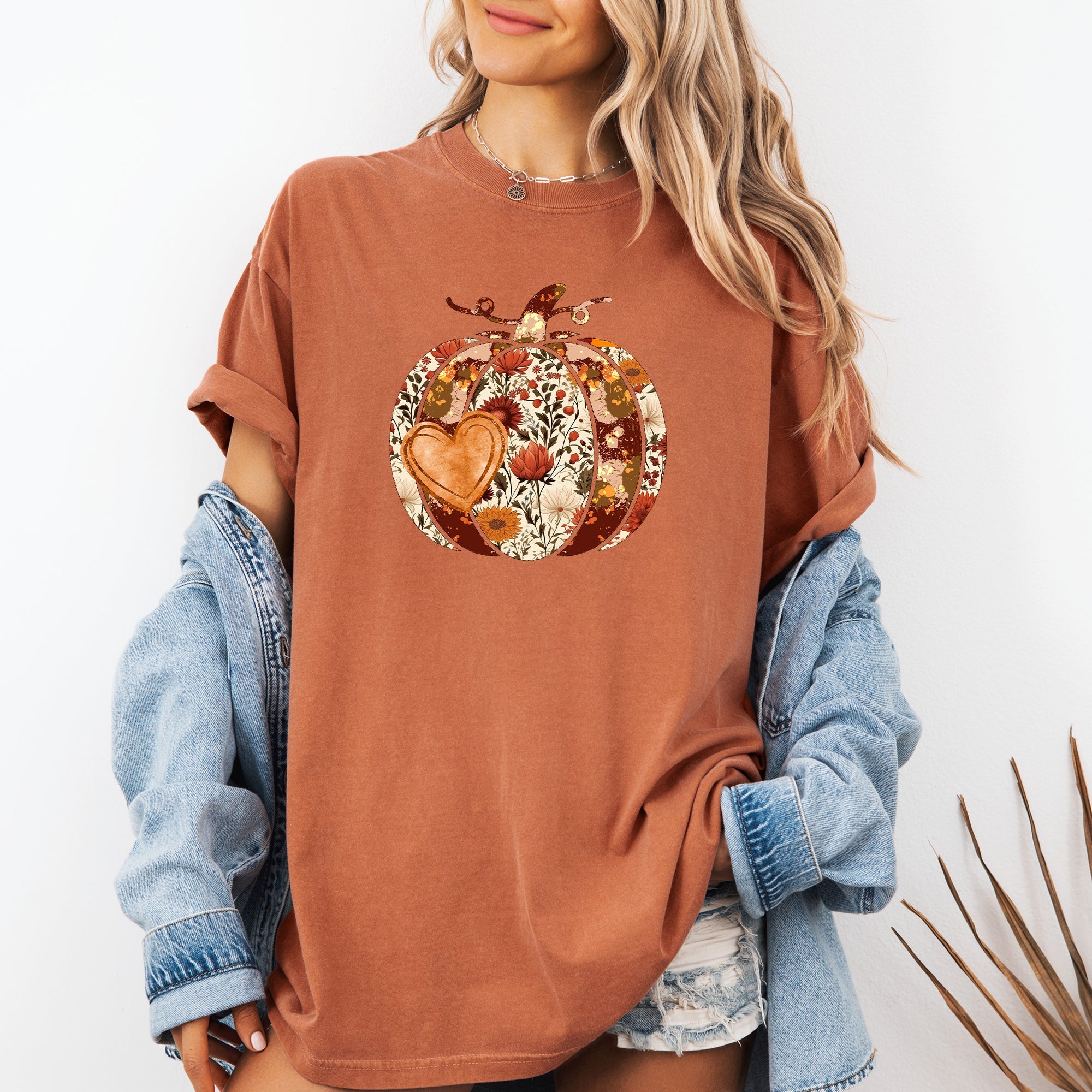 Pumpkin Heart Love Floral Thanksgiving Fall Autumn Halloween Flower Comfort Colors Tee
