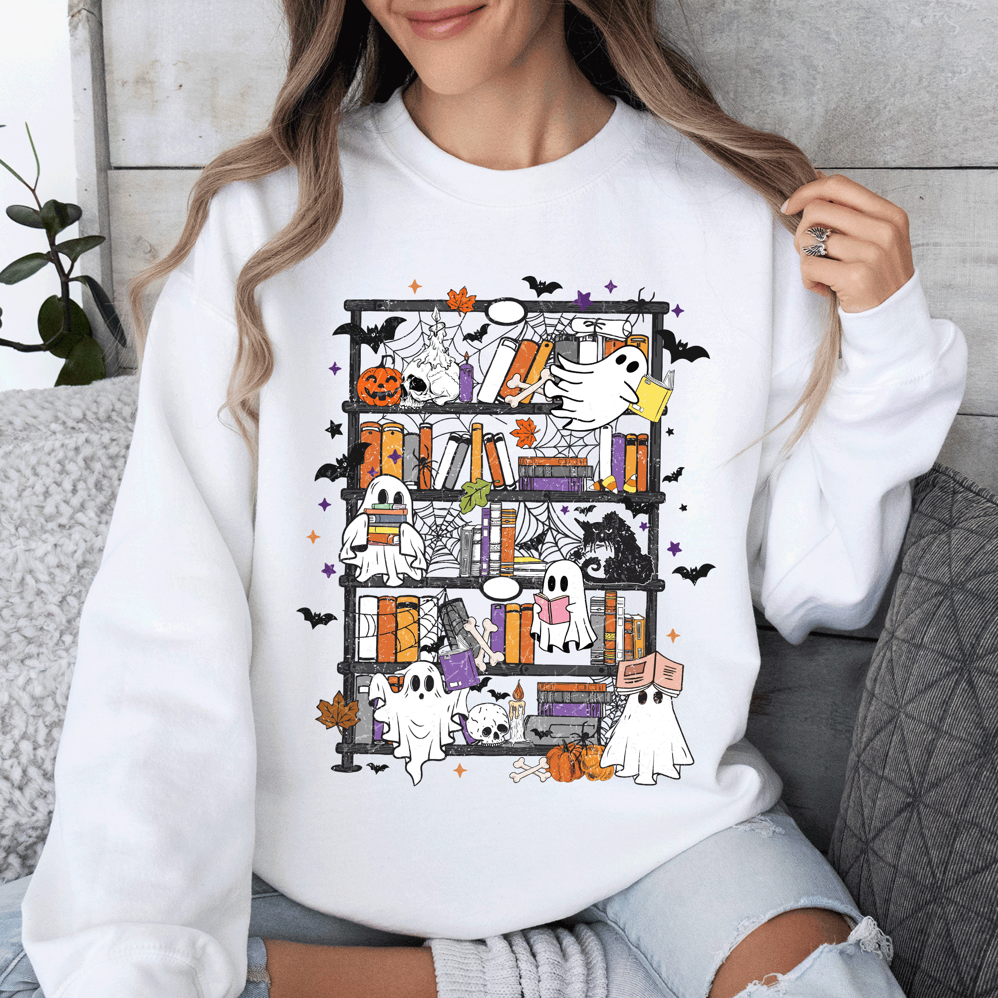 Reading Ghosts Bookish Library Spooky Halloween BookTok Cozy Seasonal Graphic Sweatshirt