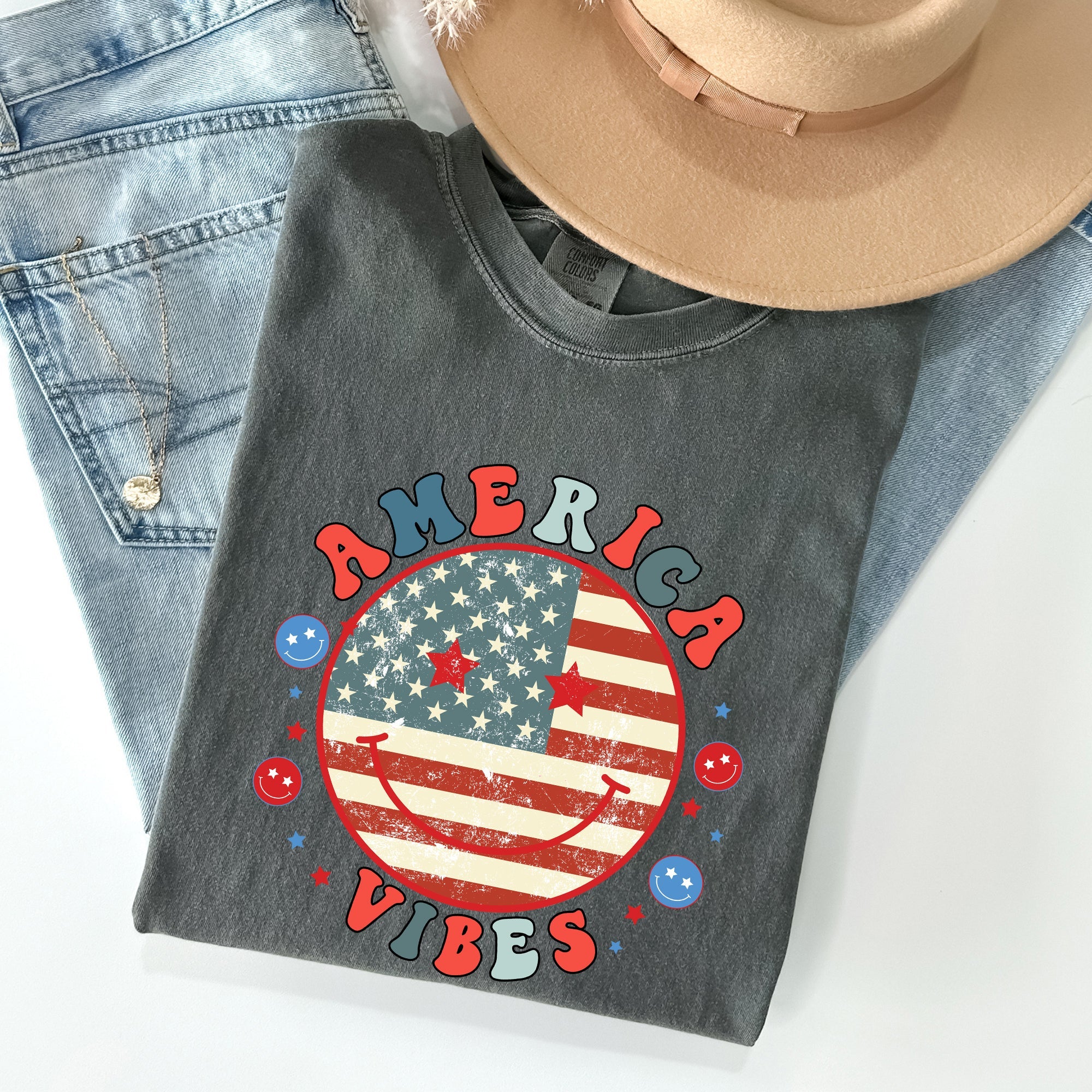 Retro America Vibes Patriotic Vintage Fourth Of July Americana Heritage Edition Comfort Colors Tee