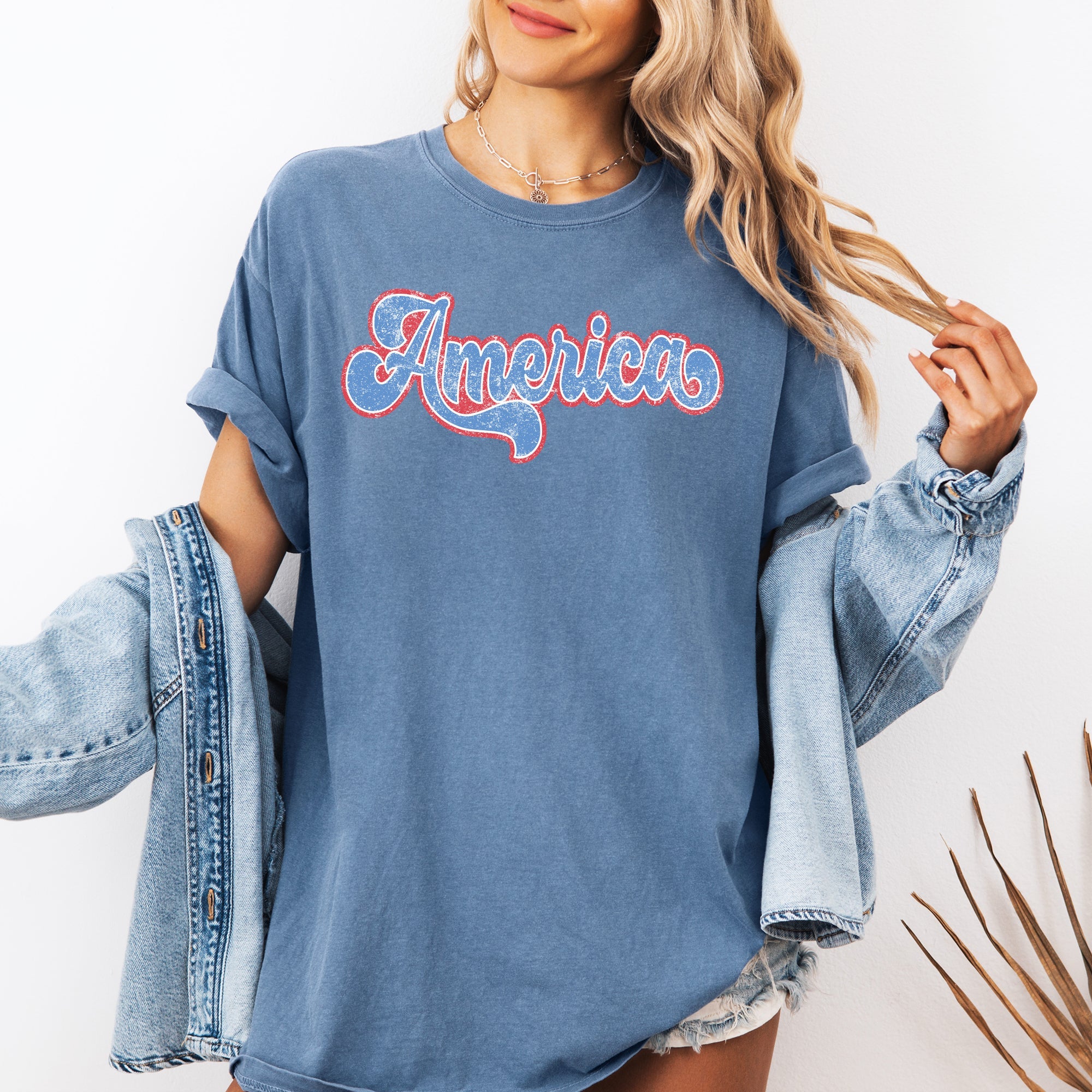 Retro America Grunge Vintage Patriotic USA 4th Of July Old Glory Comfort Colors Tee