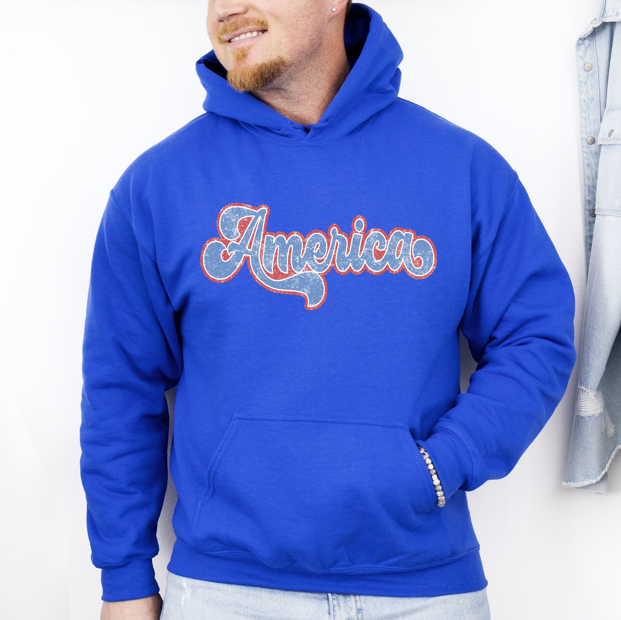 Retro America Grunge Vintage Patriotic USA 4th Of July Americana Flag Inspired Graphic Hoodie